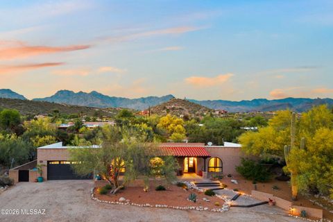Photo of 7701 E Knollwood Circle, Tucson, AZ 85750 (MLS # 22608831)