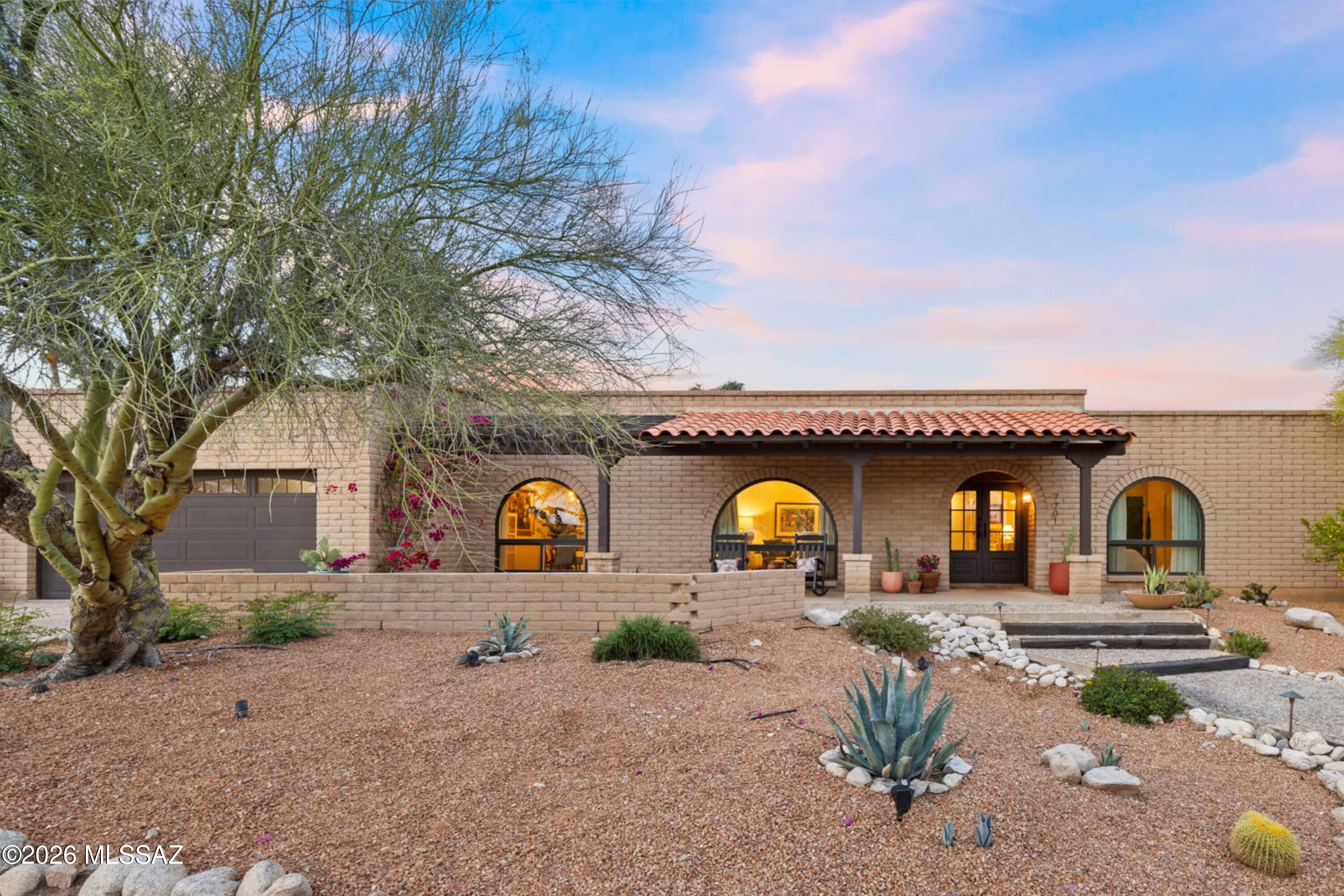 7701 E Knollwood Circle