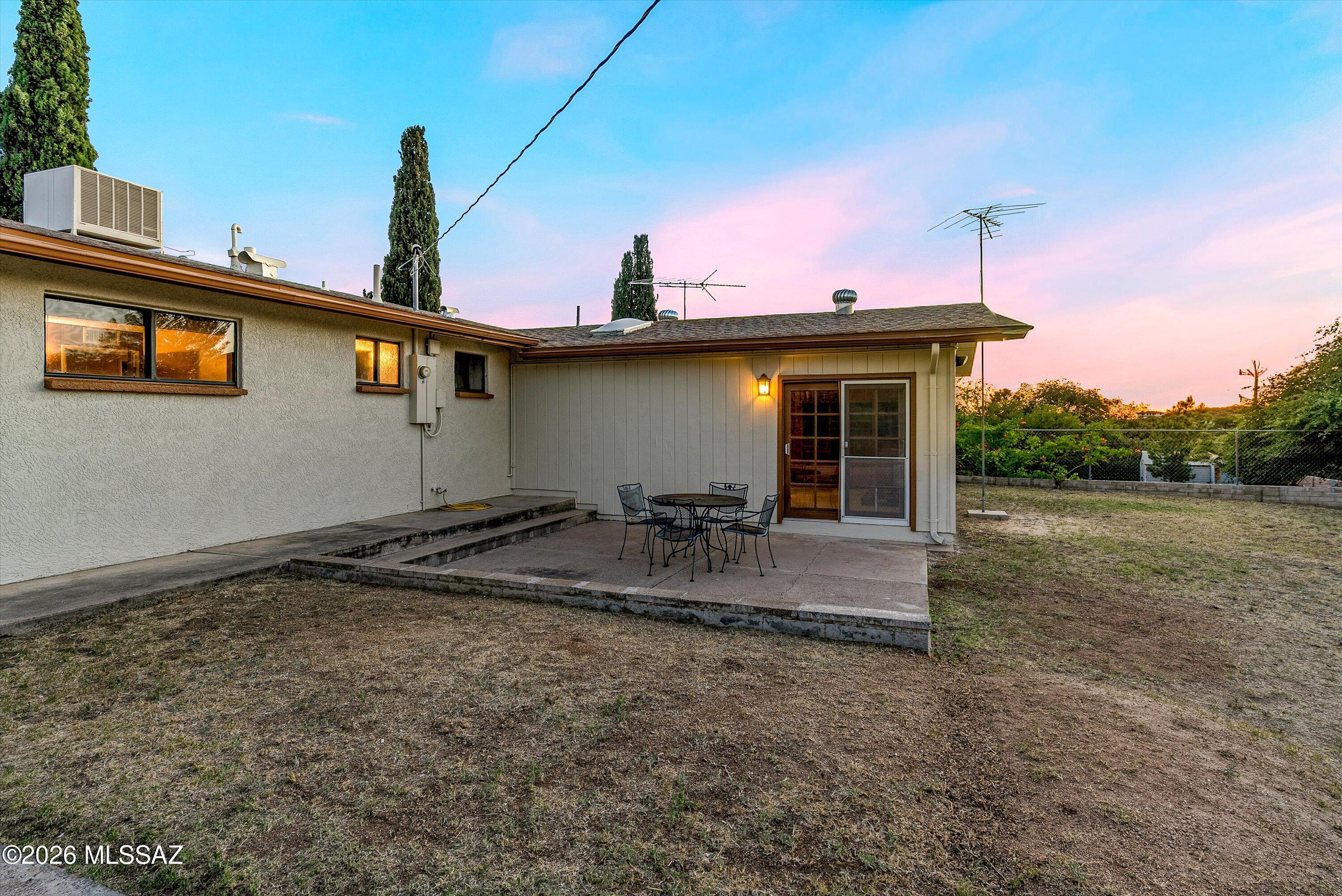 Los Robles Estates - Residential