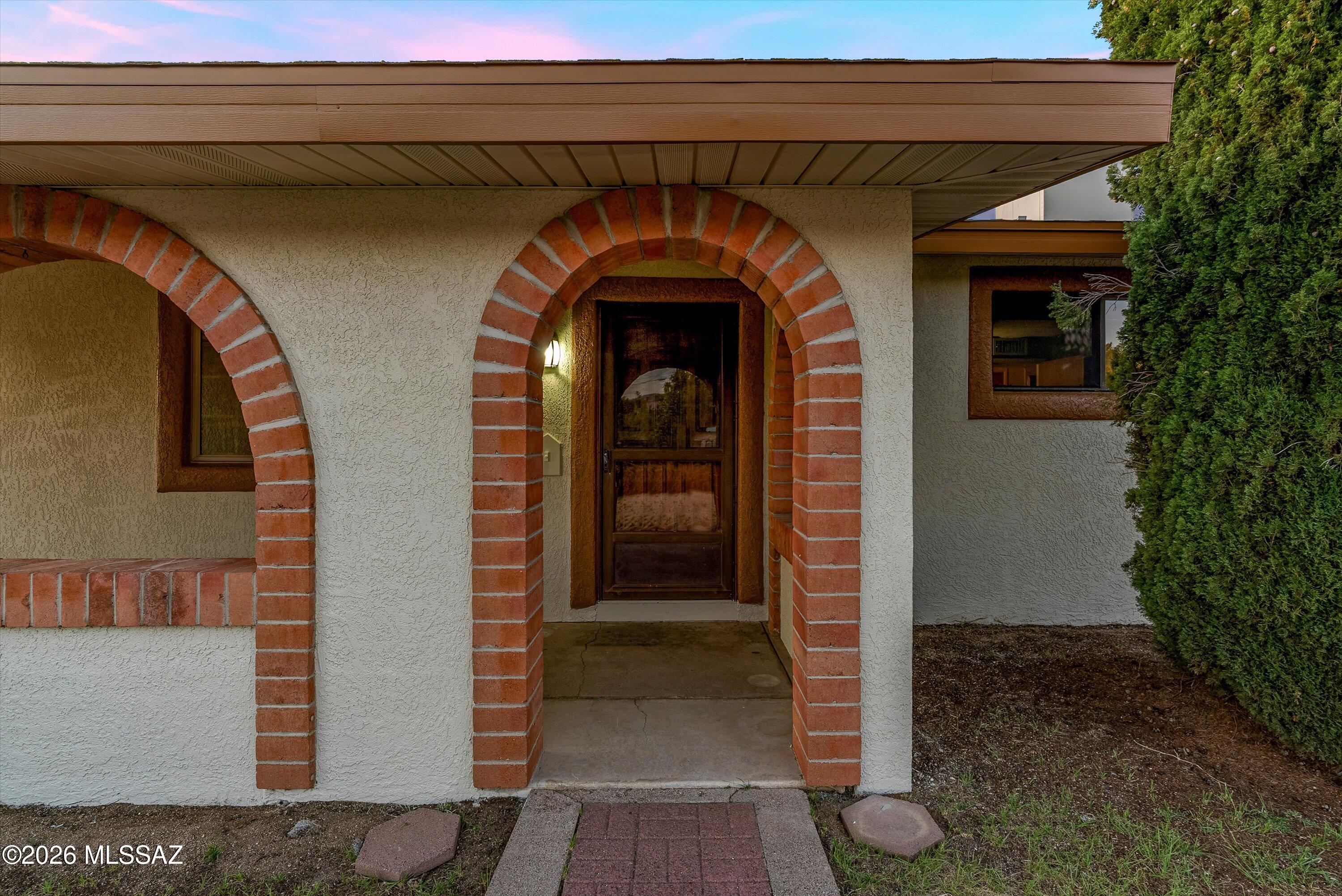 Los Robles Estates - Residential