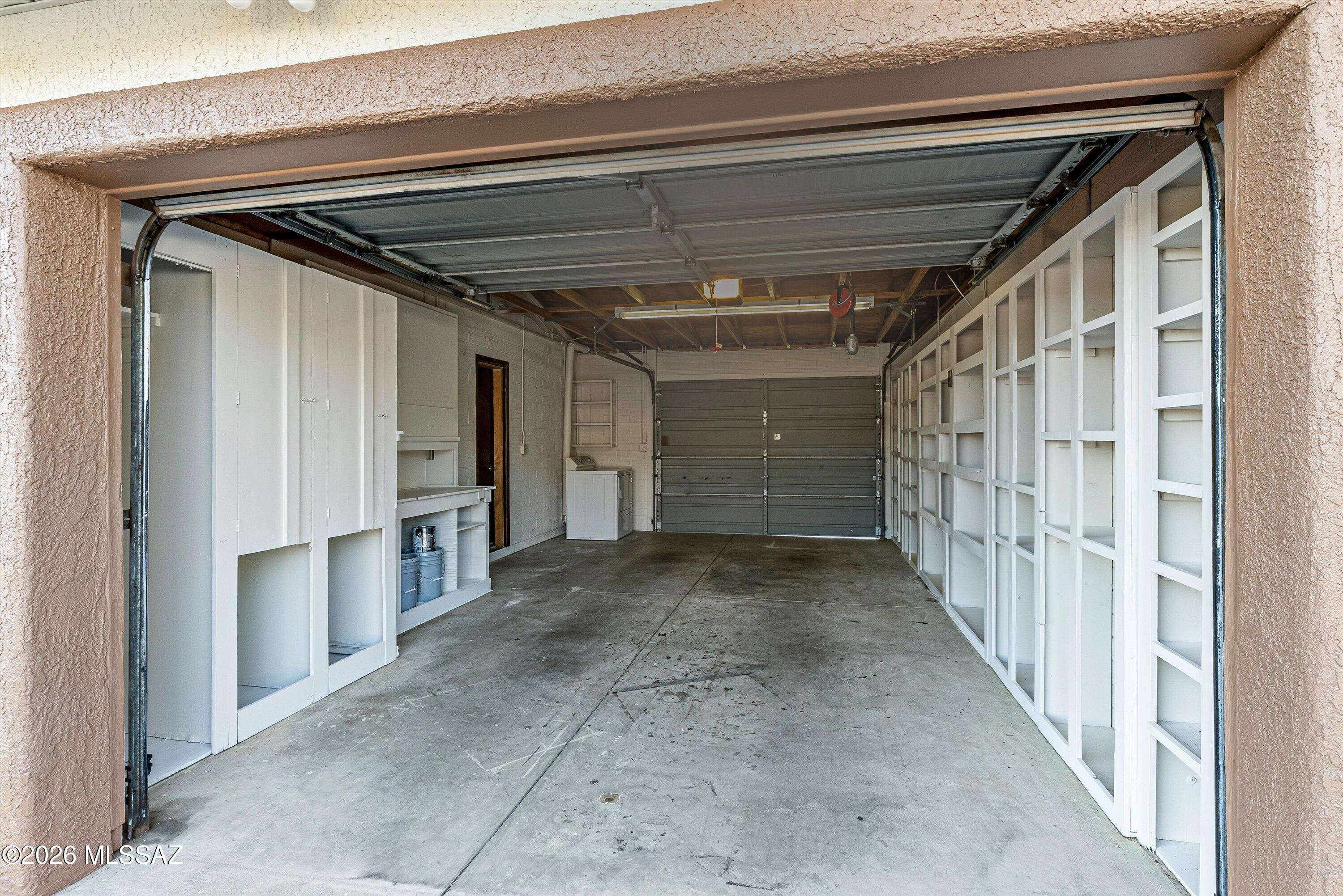 Los Robles Estates - Residential