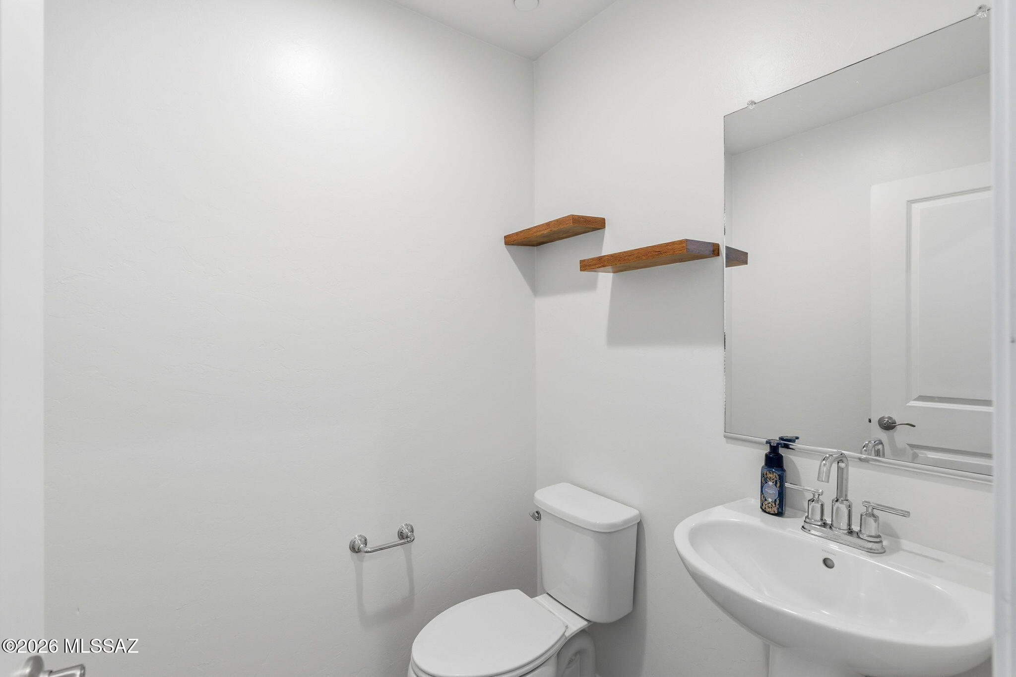 12726 N Gibbs Avenue