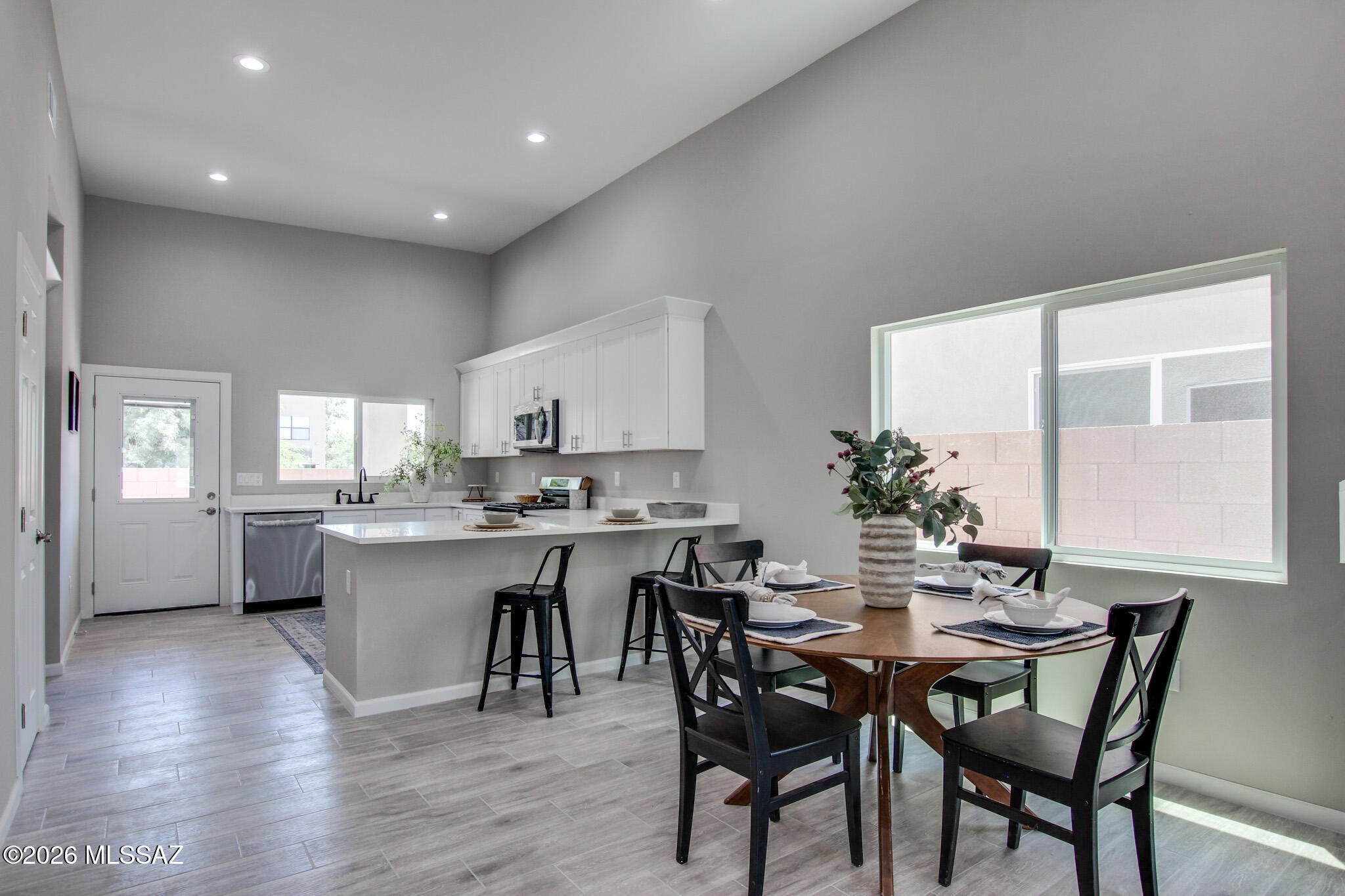 4222 N Lulu Court