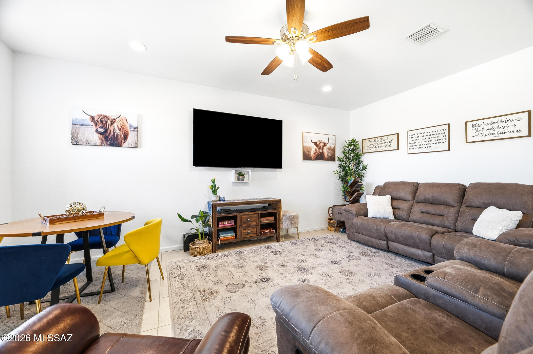 686 W Calle El Teclado