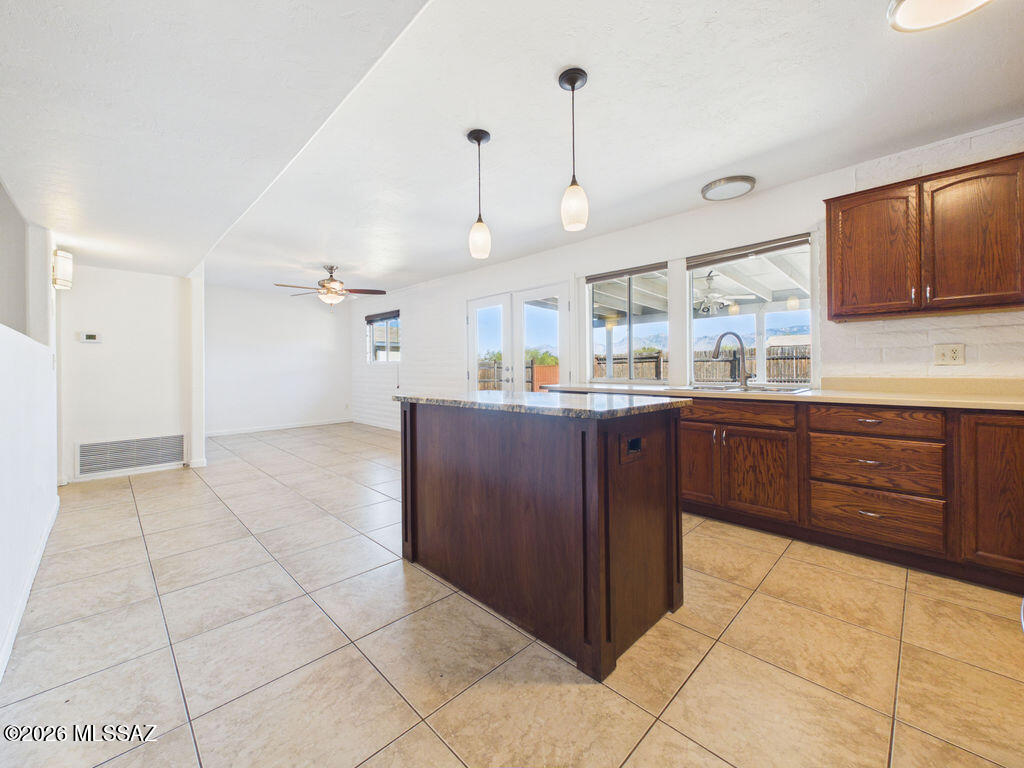 Rancho Del Este (1-128) - Residential