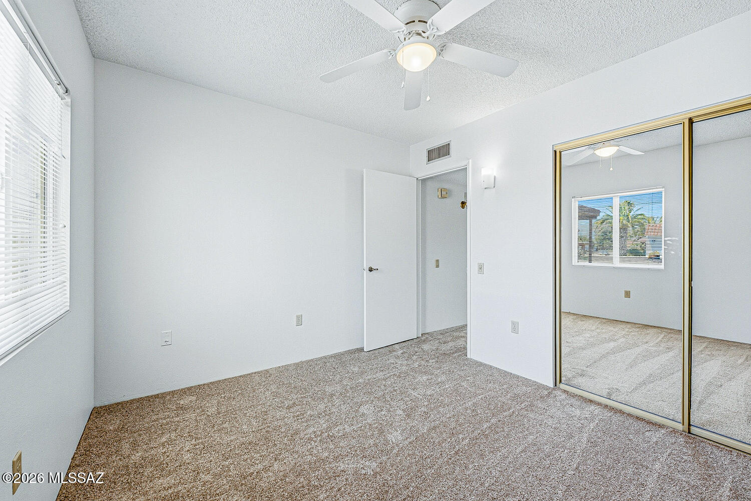 Green Valley Desert Meadows Townhouses (82-197) - Residential