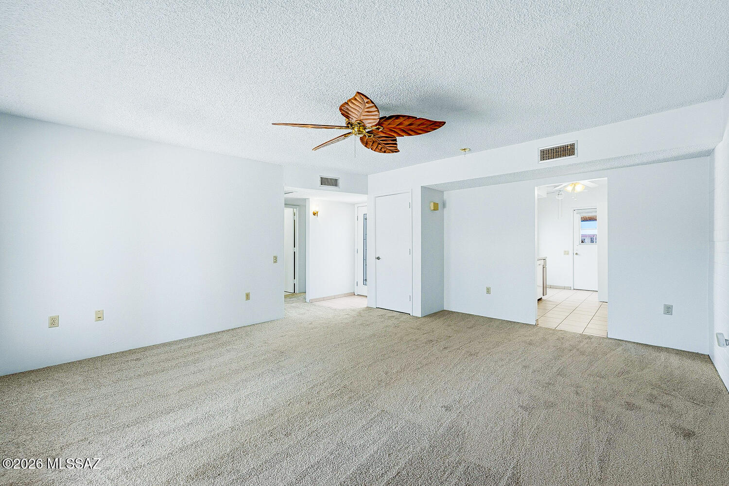 Green Valley Desert Meadows Townhouses (82-197) - Residential