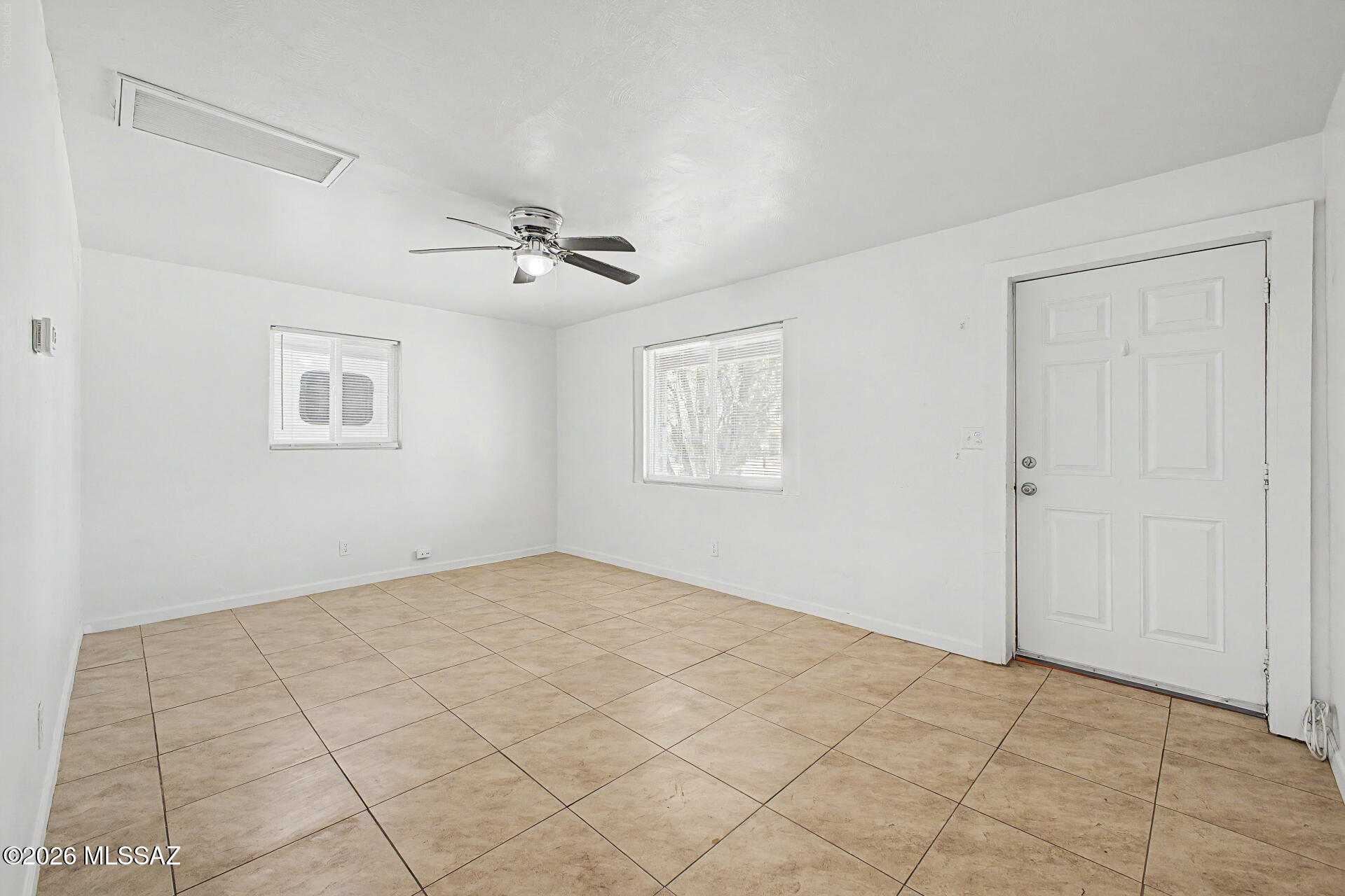 972 N Chrysler Drive