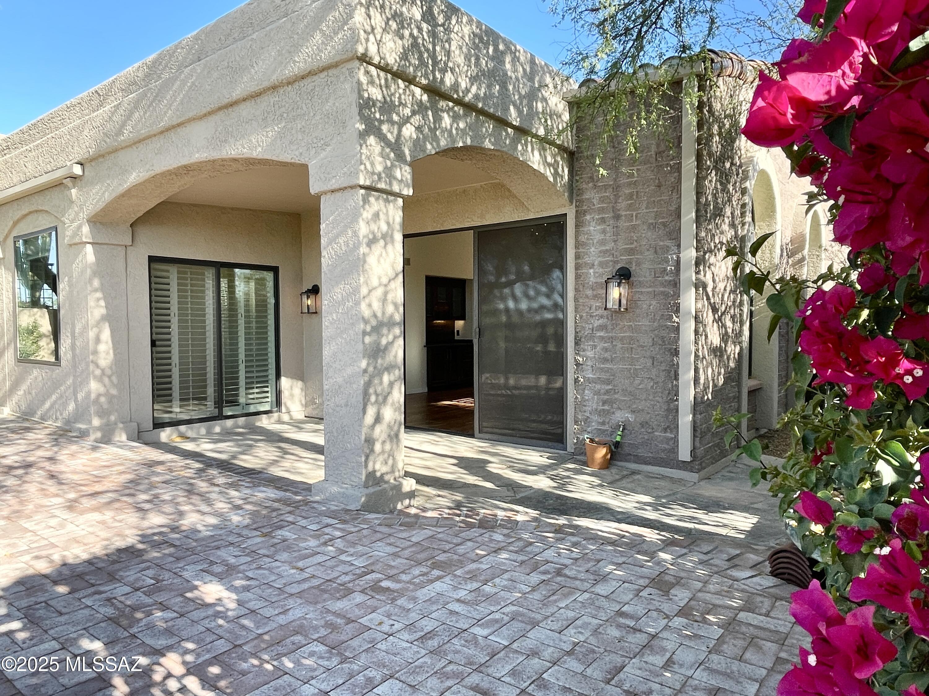 Ventana Serena (1-46) - Residential Lease
