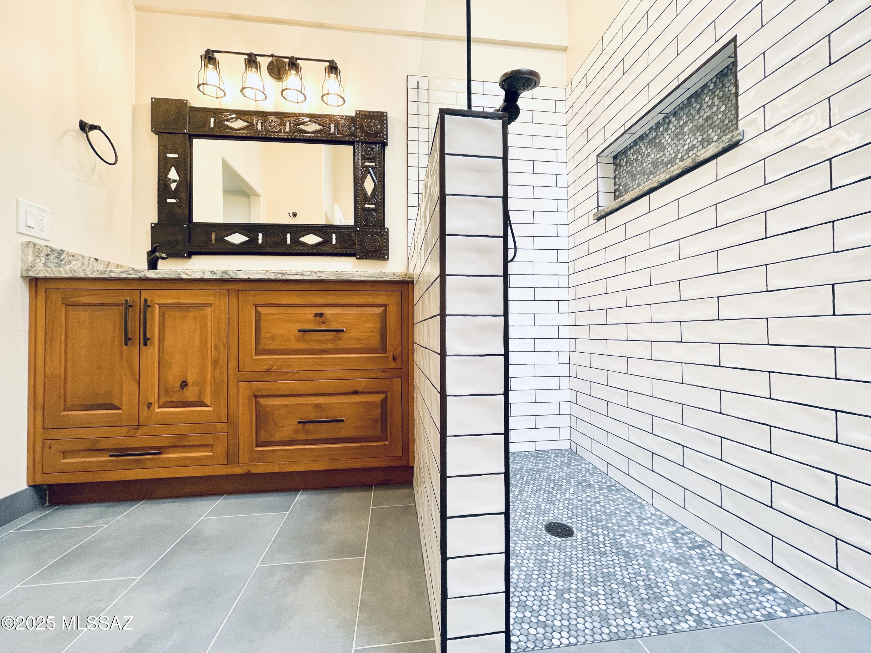 Ventana Serena (1-46) - Residential Lease
