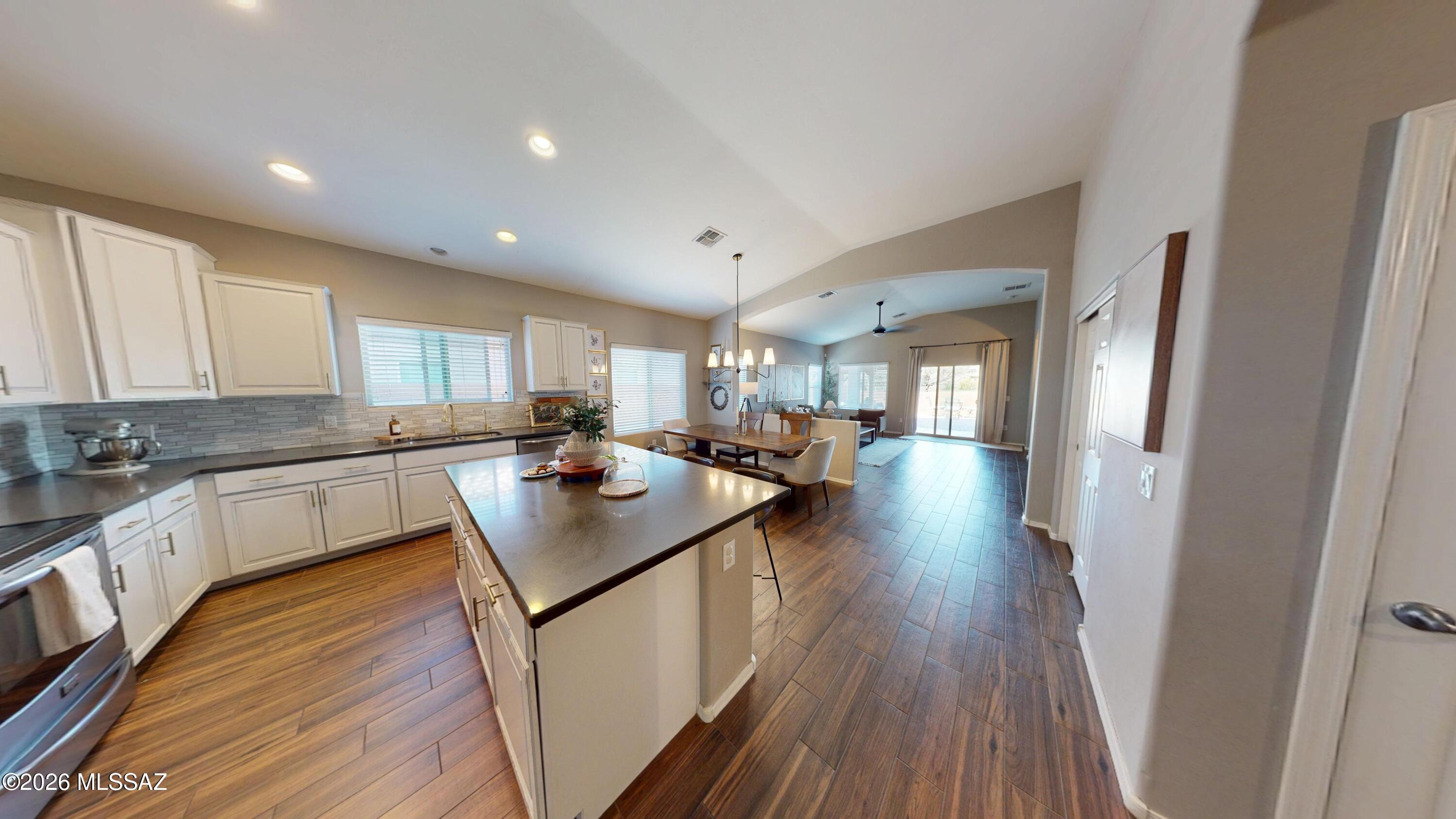 Saguaro Bloom 7A - Residential