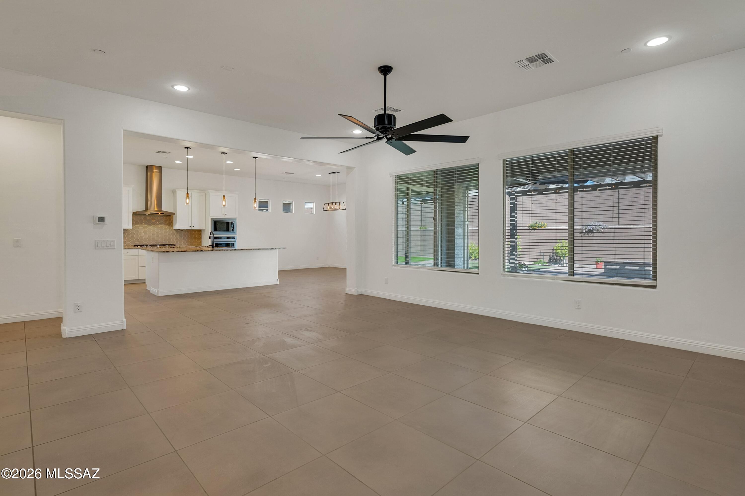 2654 W Plateau Ridge Drive