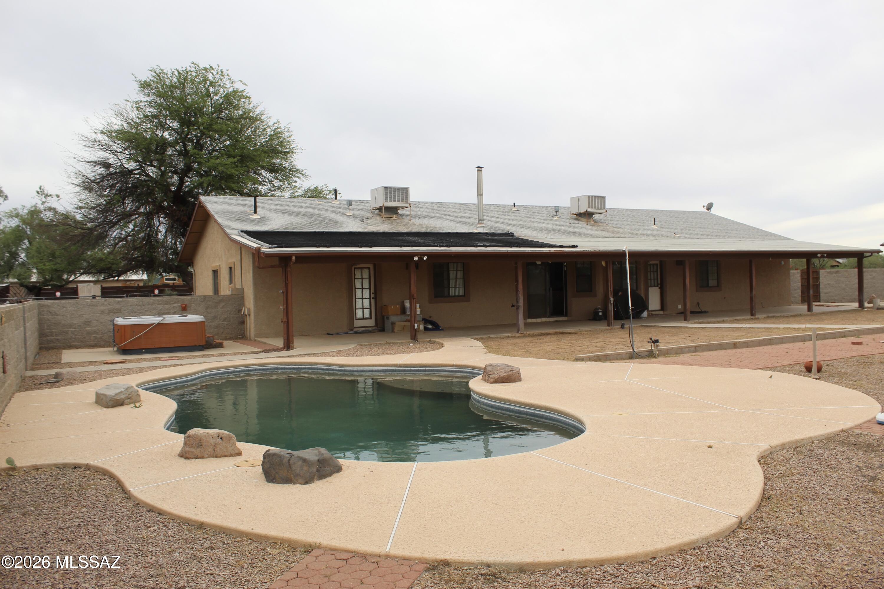 White Fence Farms (1-65) - Residential