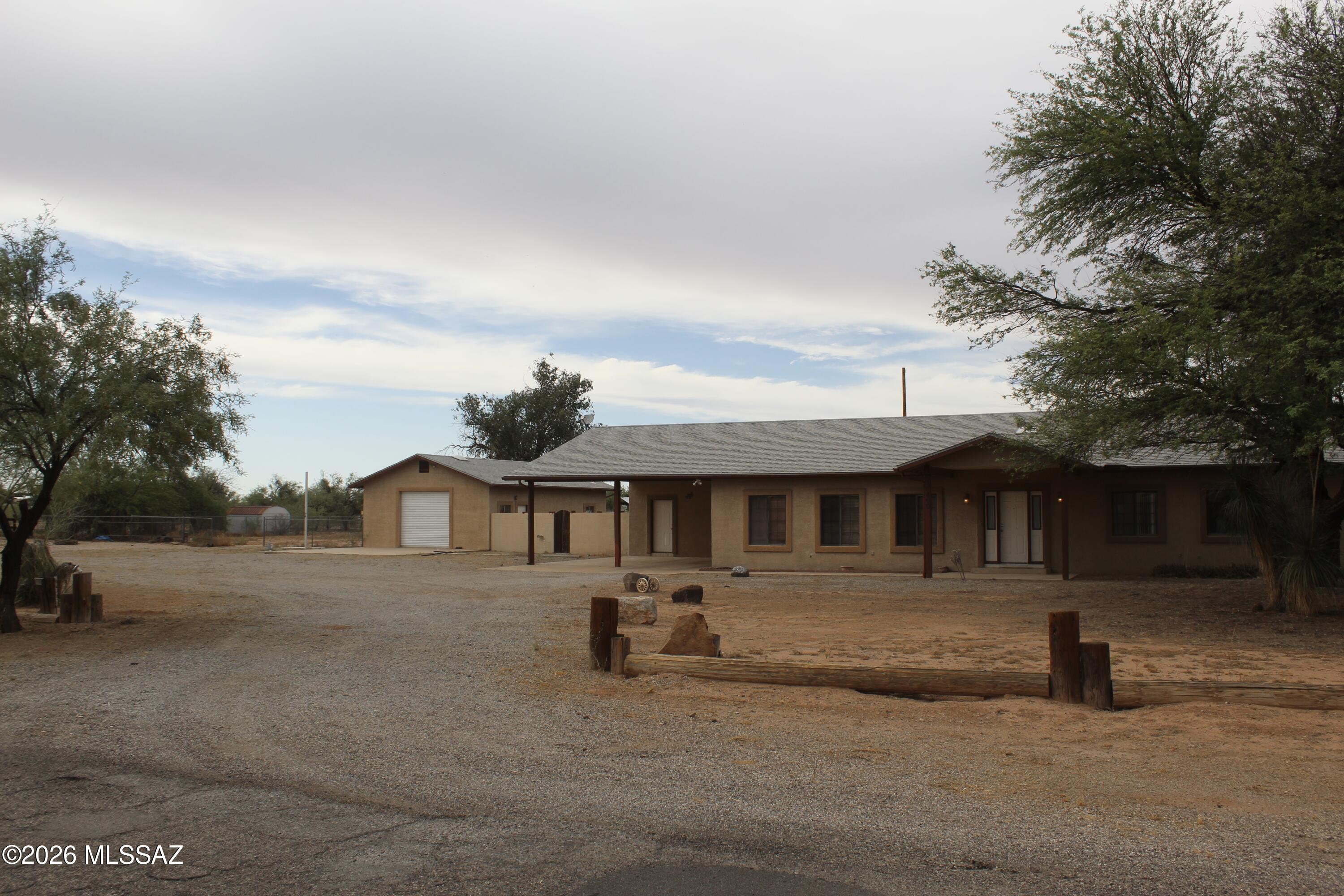 White Fence Farms (1-65) - Residential