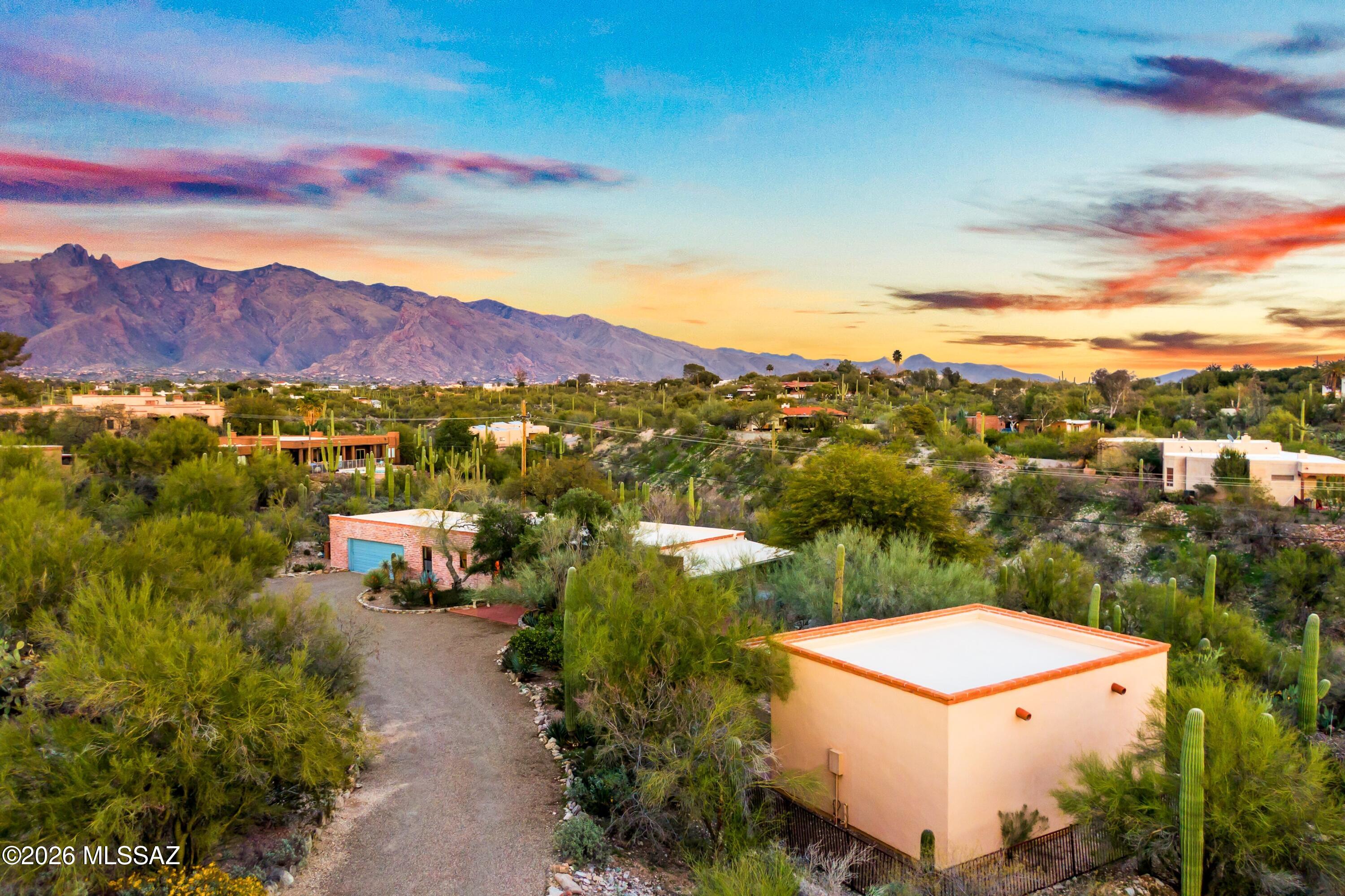 Catalina Foothills Estates NO. 7 (44-120) - Residential