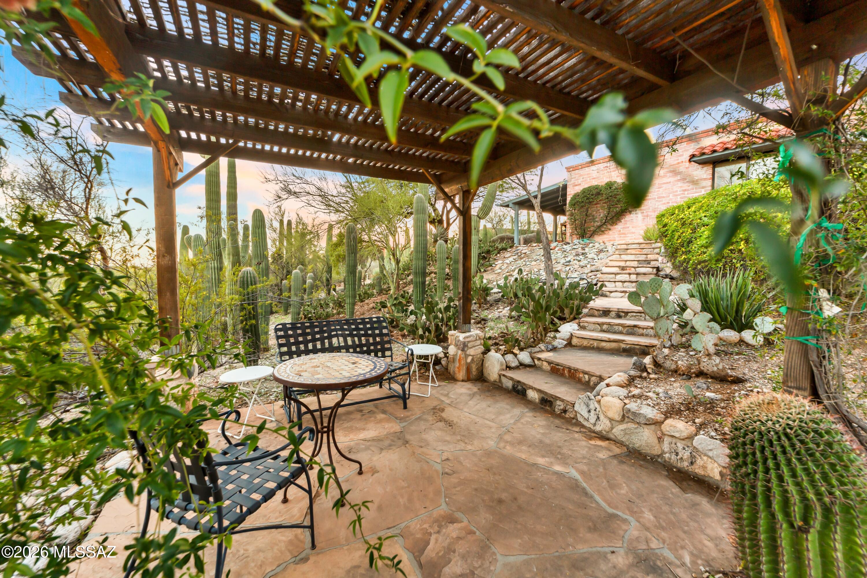 5200 N Calle La Cima