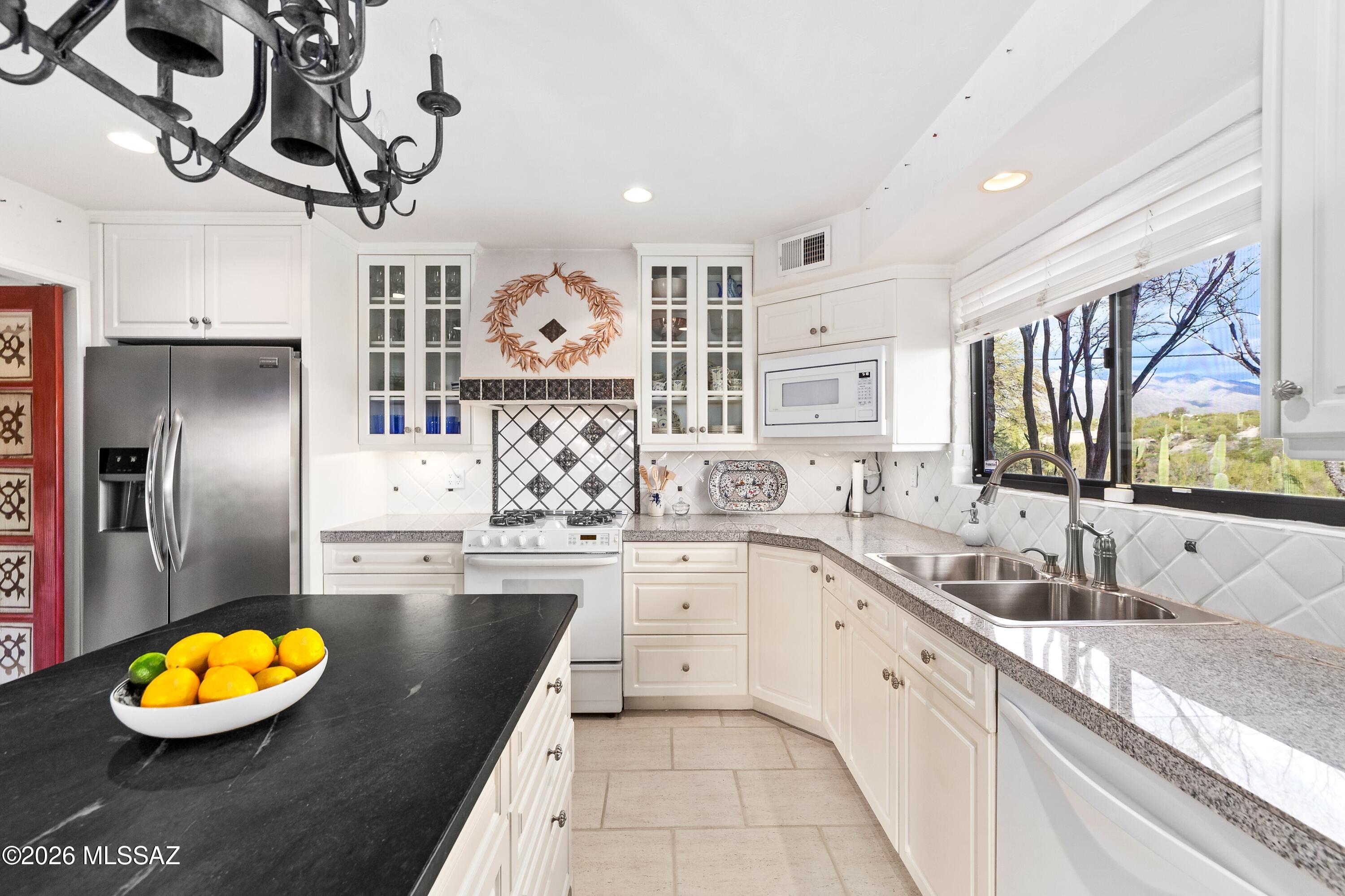 Catalina Foothills Estates NO. 7 (44-120) - Residential