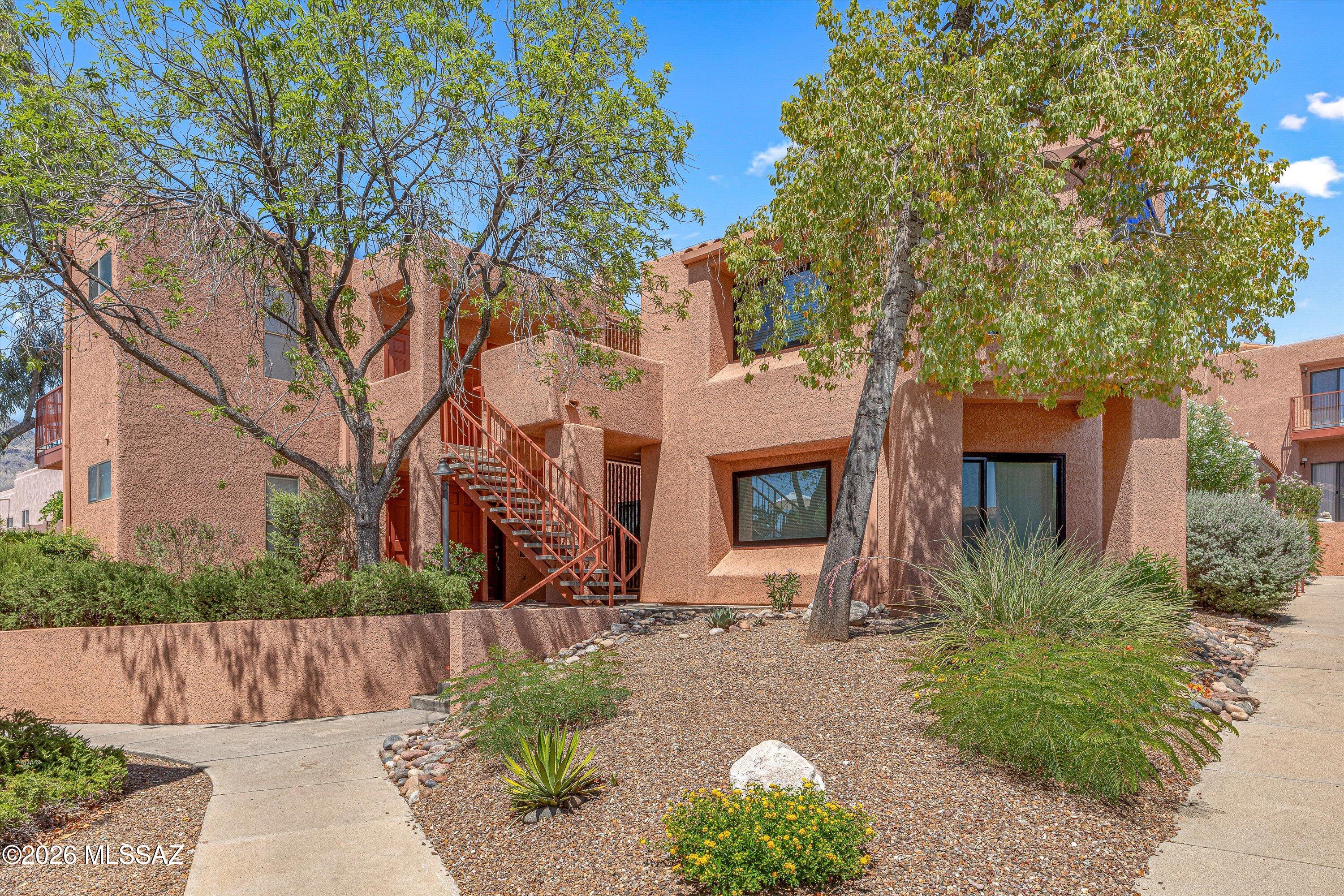 Ventana Vista Condominiums - Residential