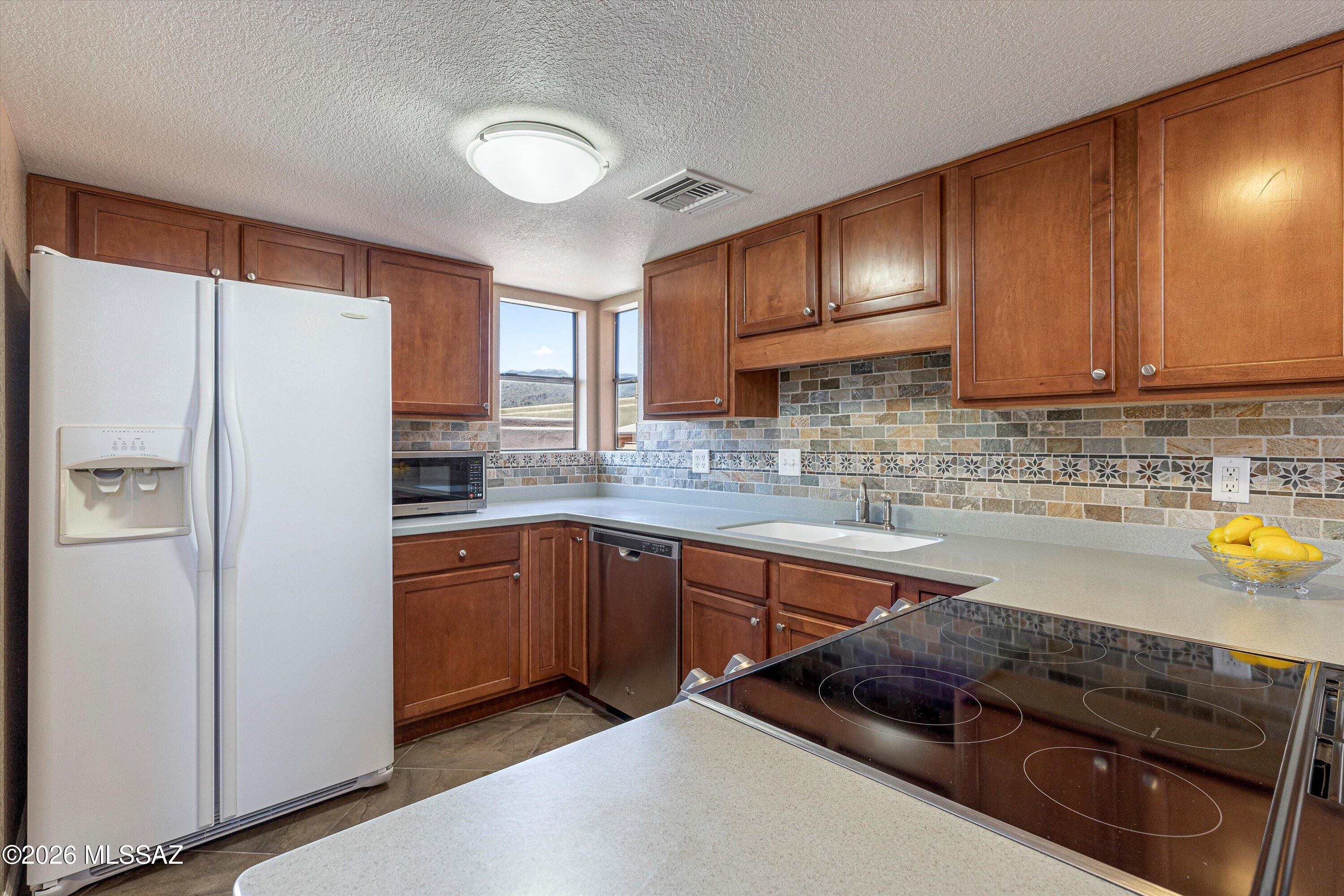 Ventana Vista Condominiums - Residential