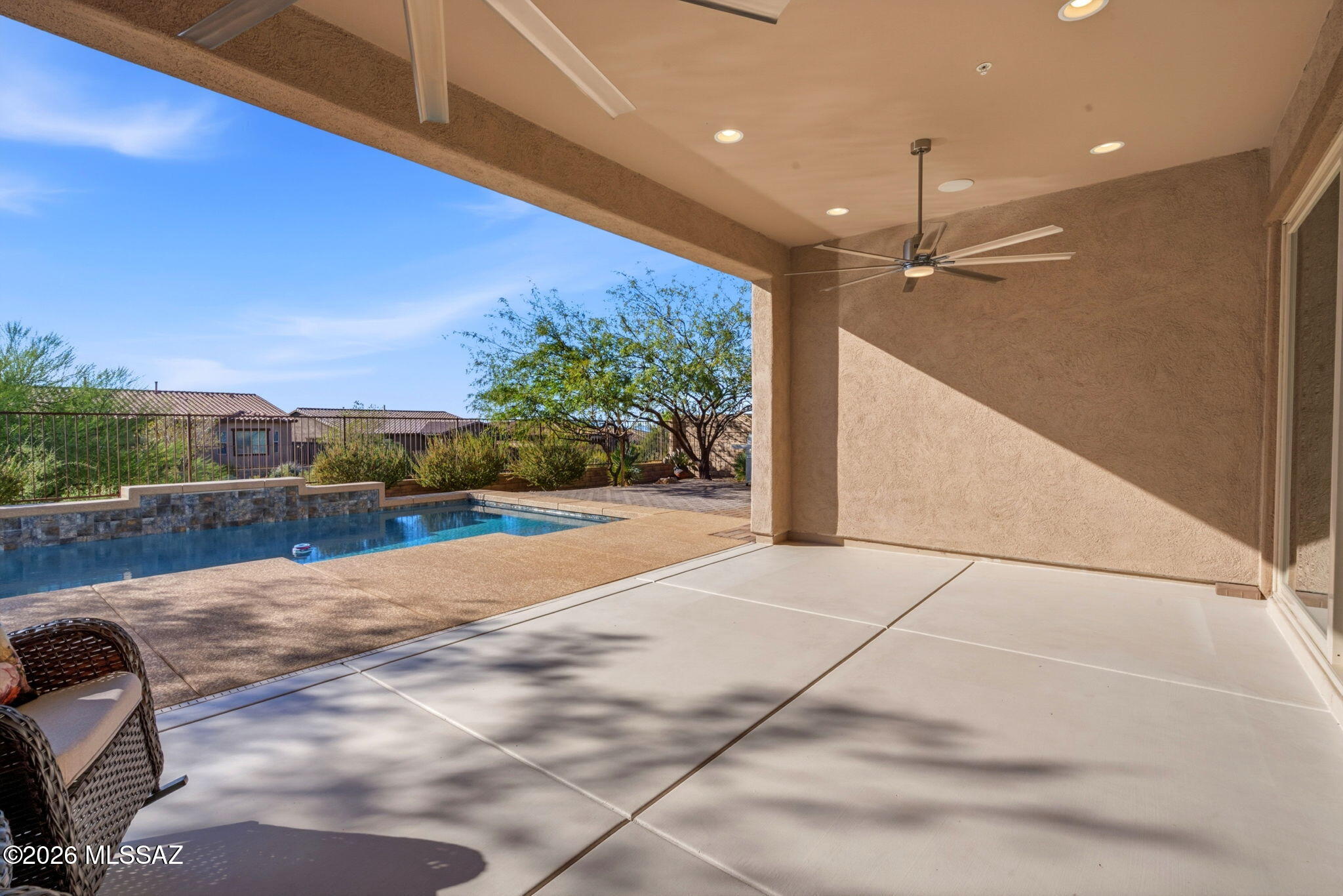 Boulder Bridge Pass II At Dove Mountain SQ20143250154 - Residential