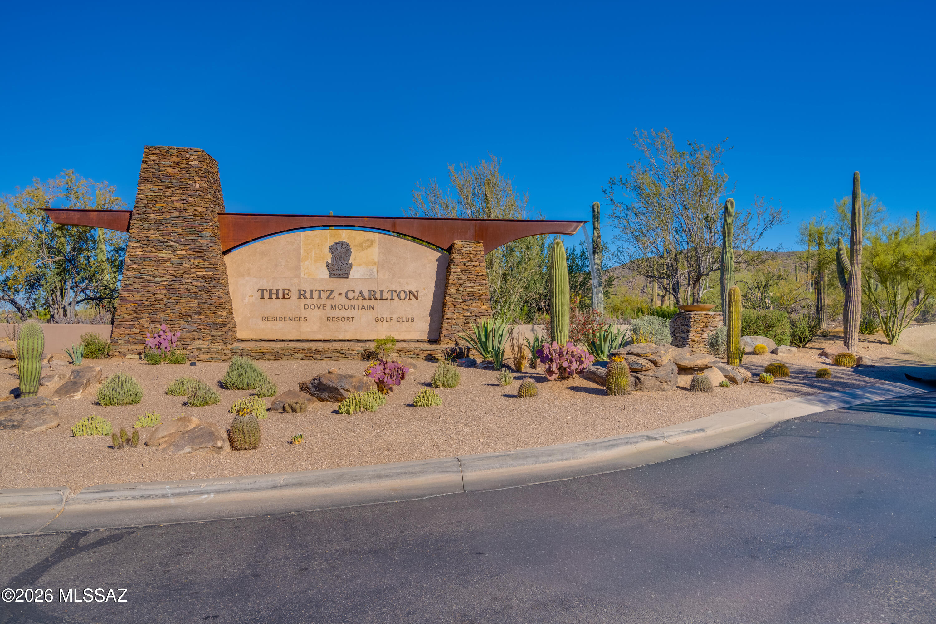 Boulder Bridge Pass II At Dove Mountain SQ20143250154 - Residential