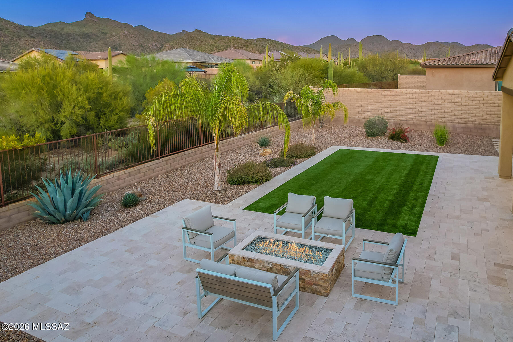 6954 W Foothills Acacia Place