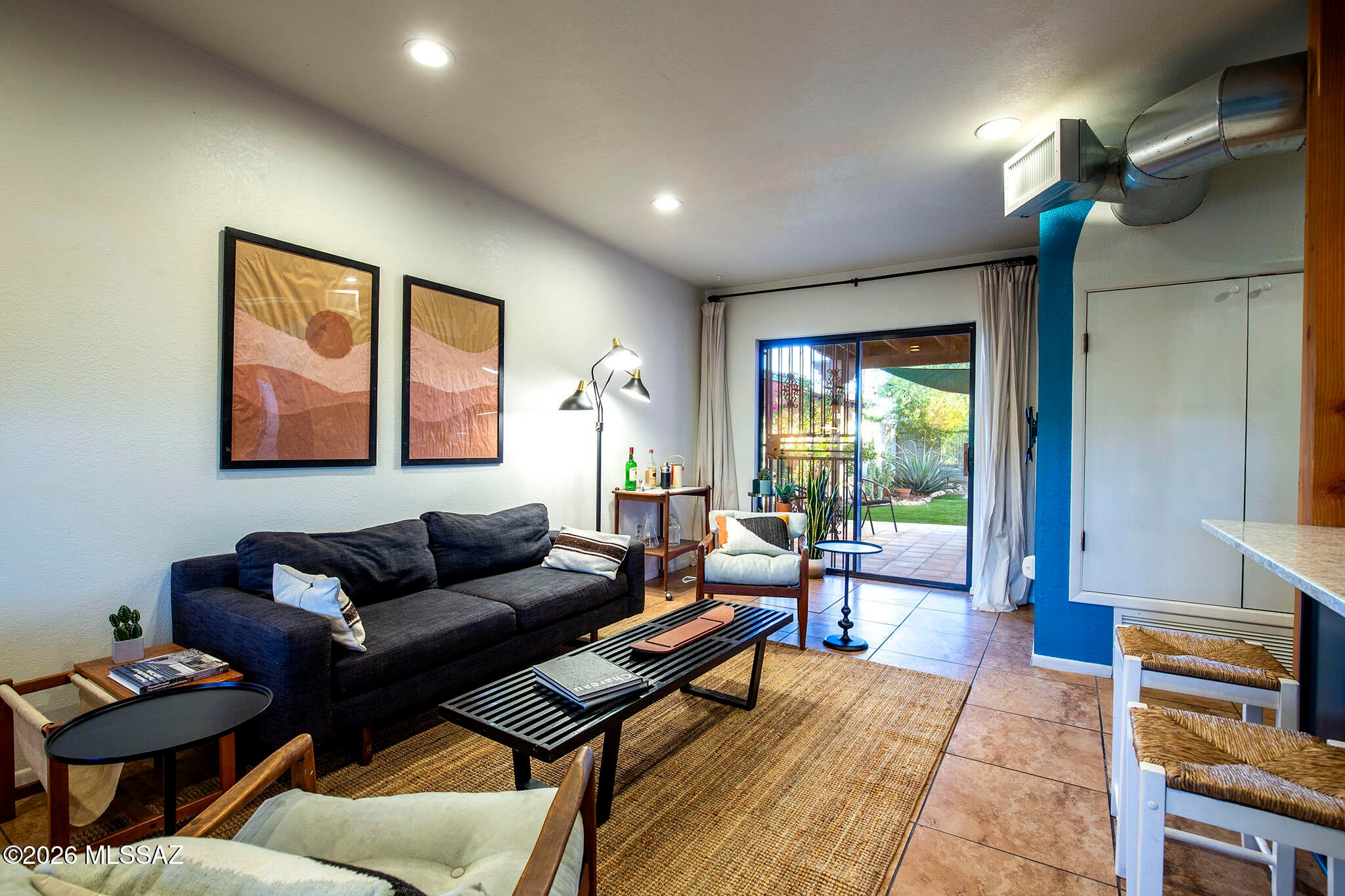 431 W Carrillo Street