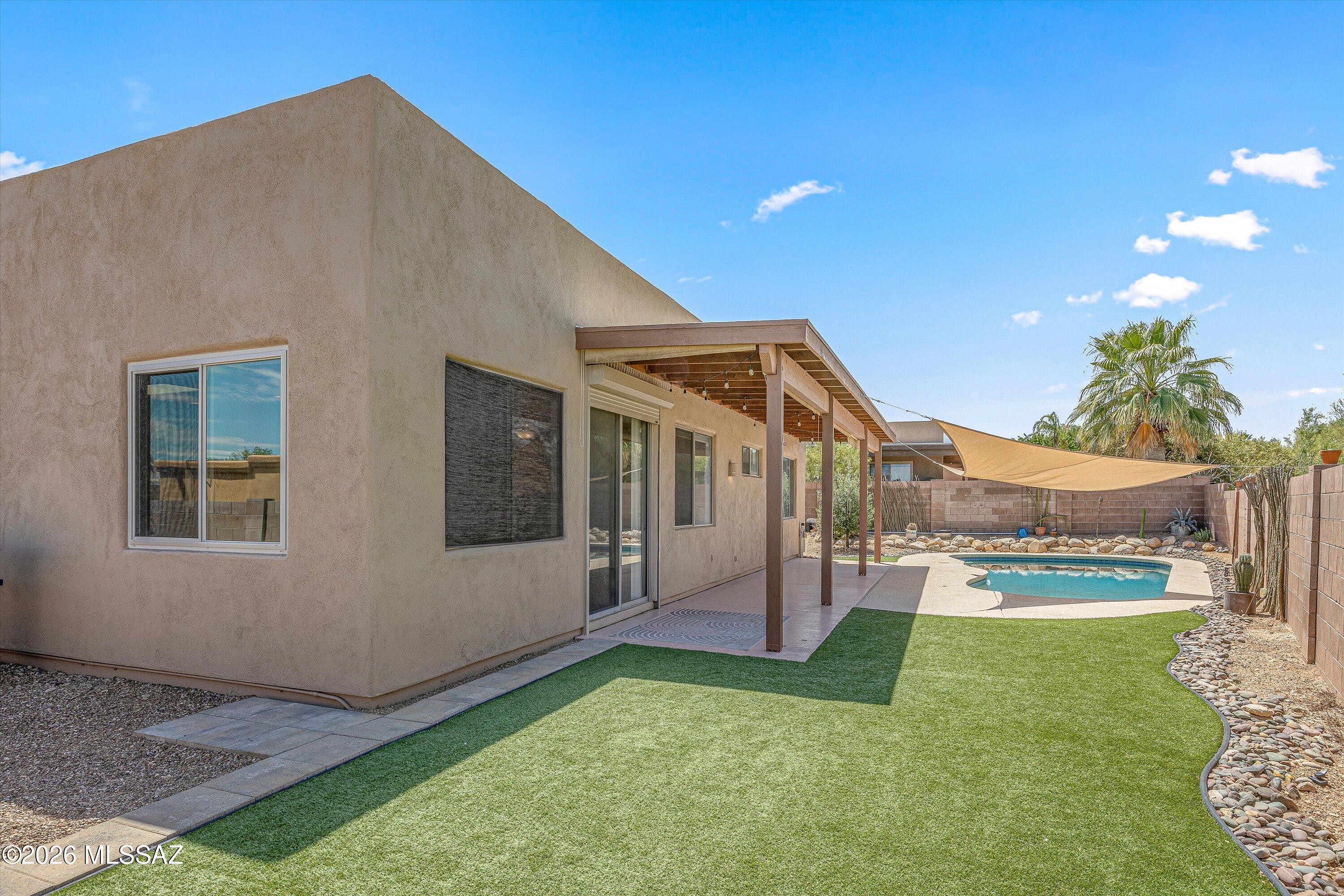 Marquette Place (1-44) - Residential