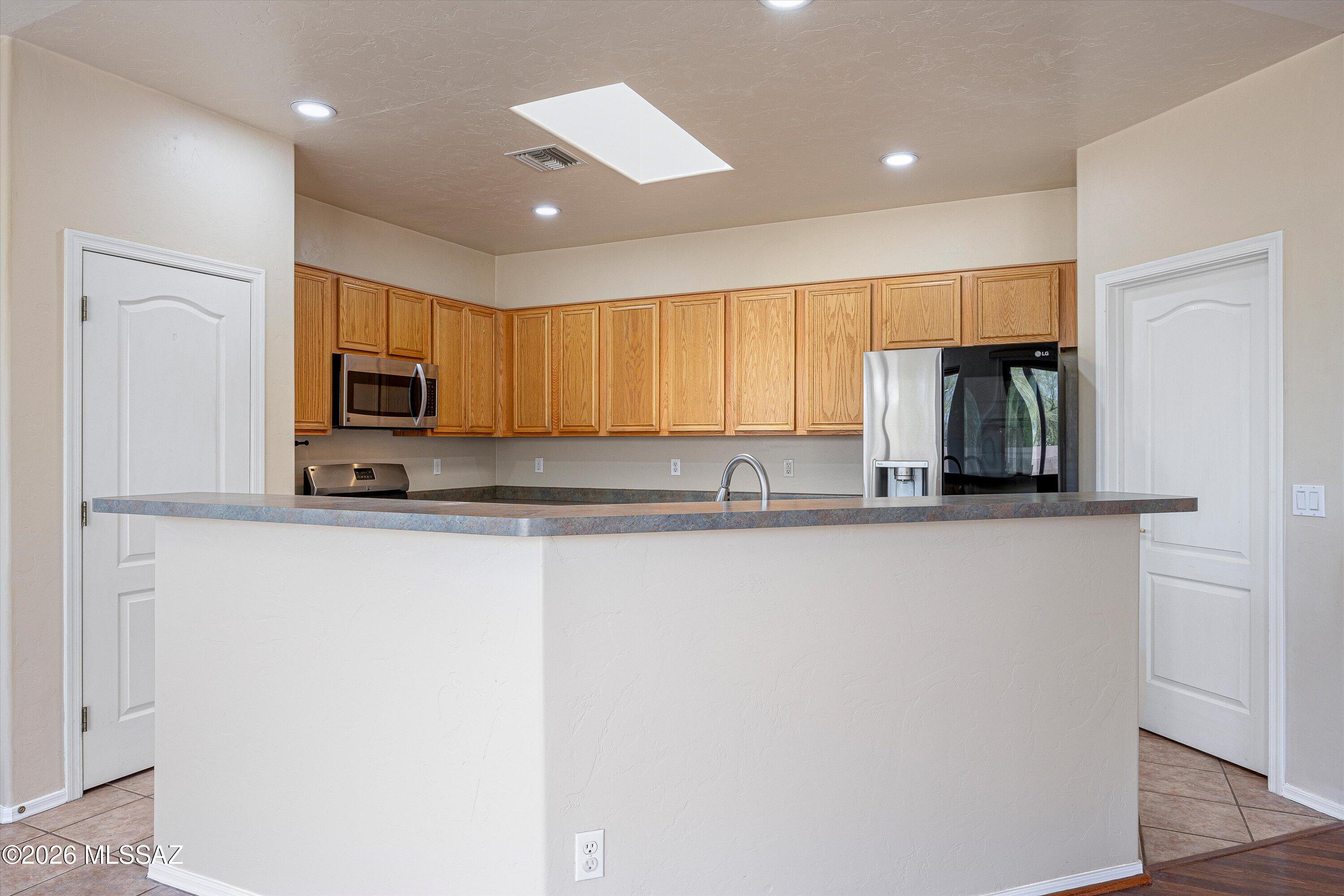 Marquette Place (1-44) - Residential