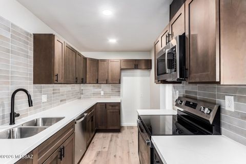 2601 E Warwick Vista Tucson AZ 85713