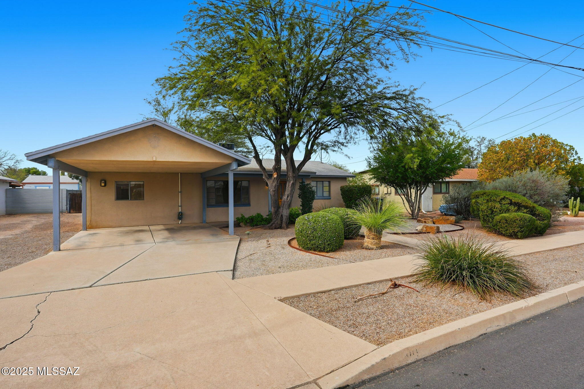 1801 N Nancy Rose Boulevard