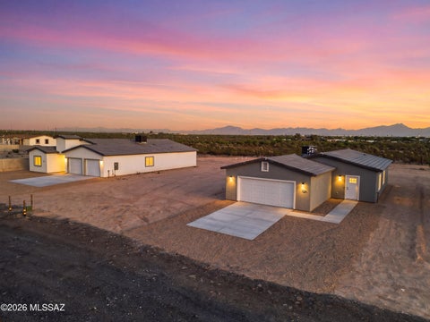 Photo of 5776 E Hermans Road, Tucson, AZ 85756 (MLS # 22619778)
