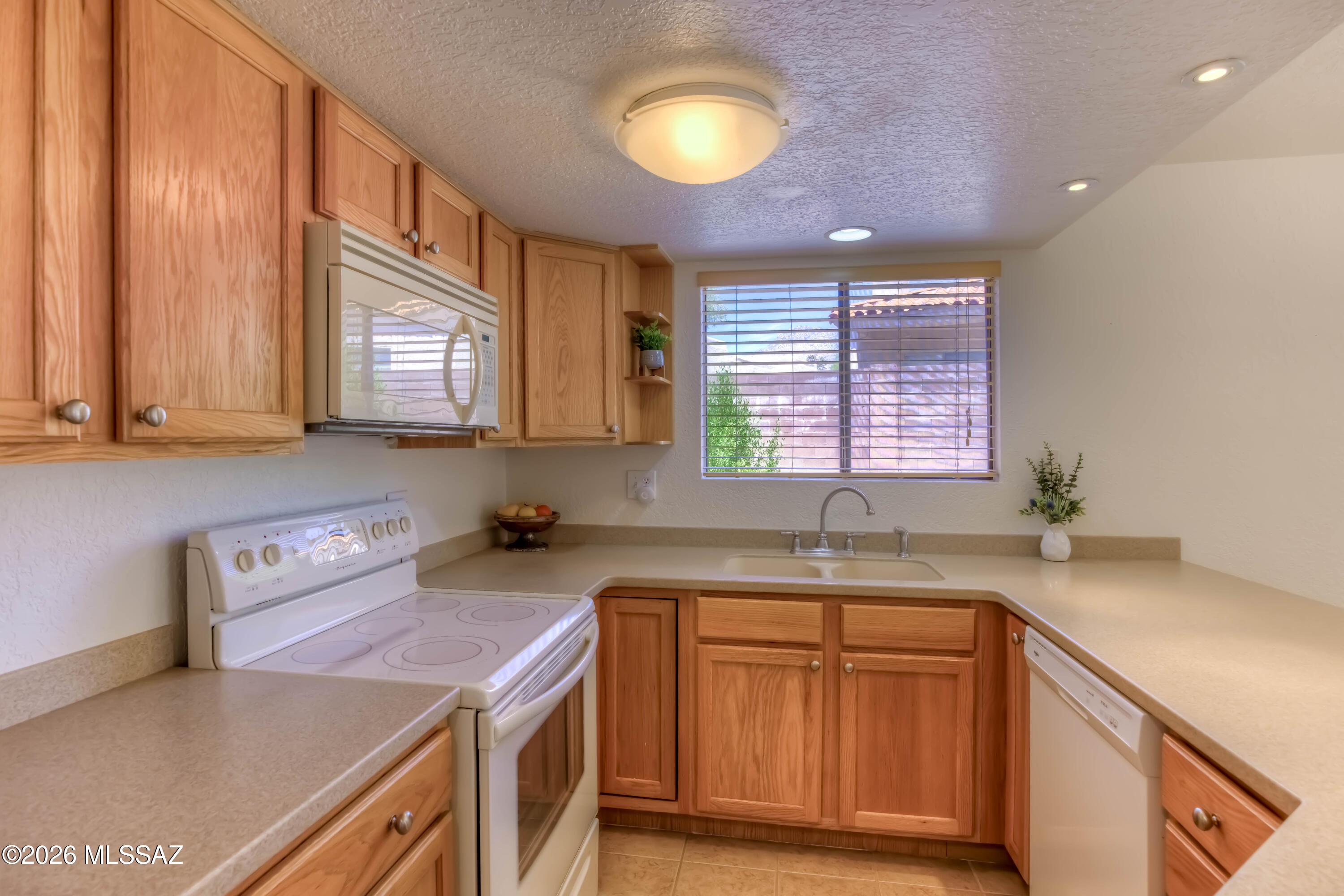 Ventana Vista Condominiums - Residential
