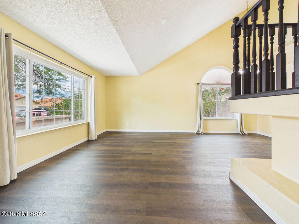 Richmond Place II (1-39) - Residential