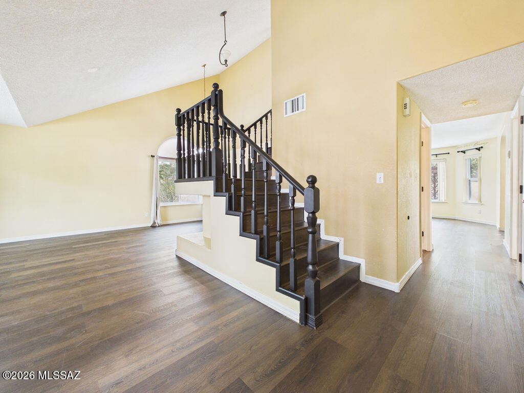 Richmond Place II (1-39) - Residential