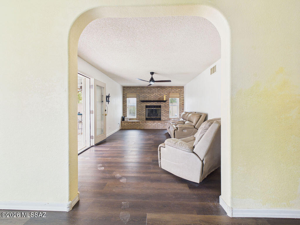Richmond Place II (1-39) - Residential
