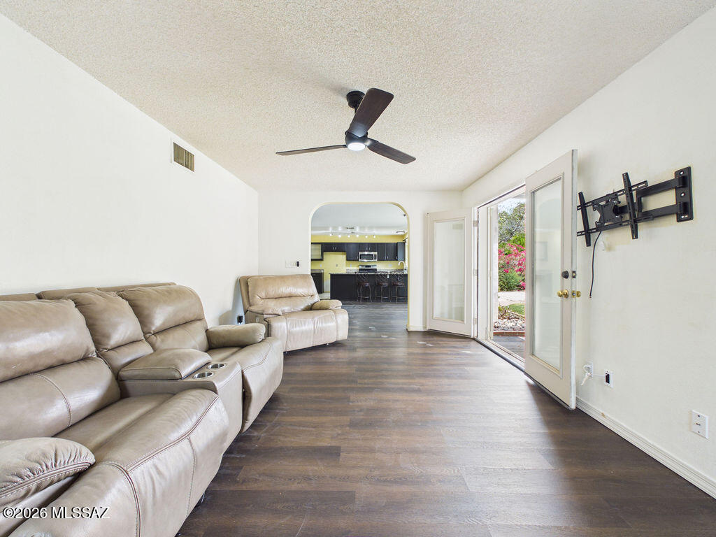 Richmond Place II (1-39) - Residential