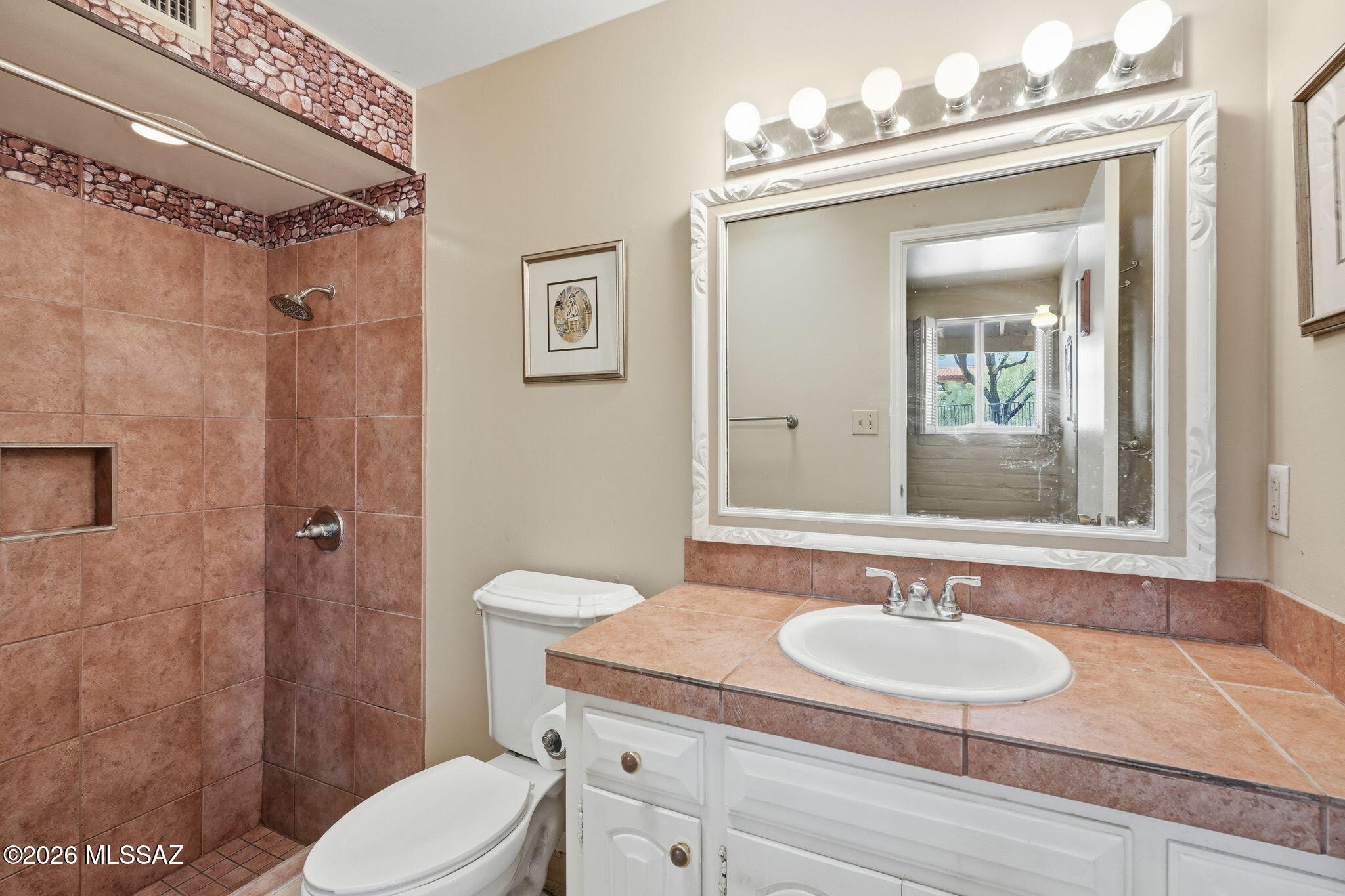La Buena Vida Estates (1-37) - Residential