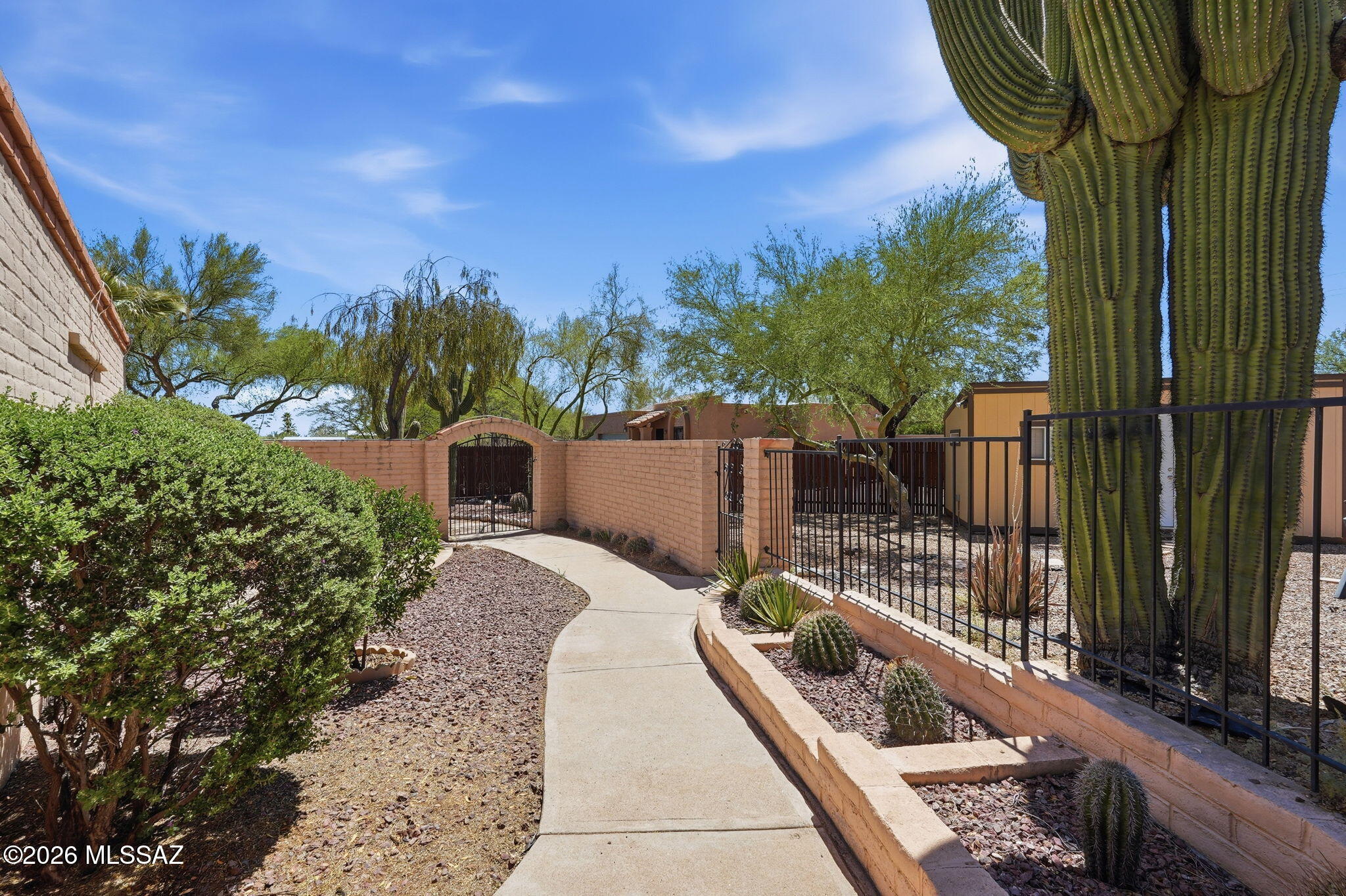 La Buena Vida Estates (1-37) - Residential