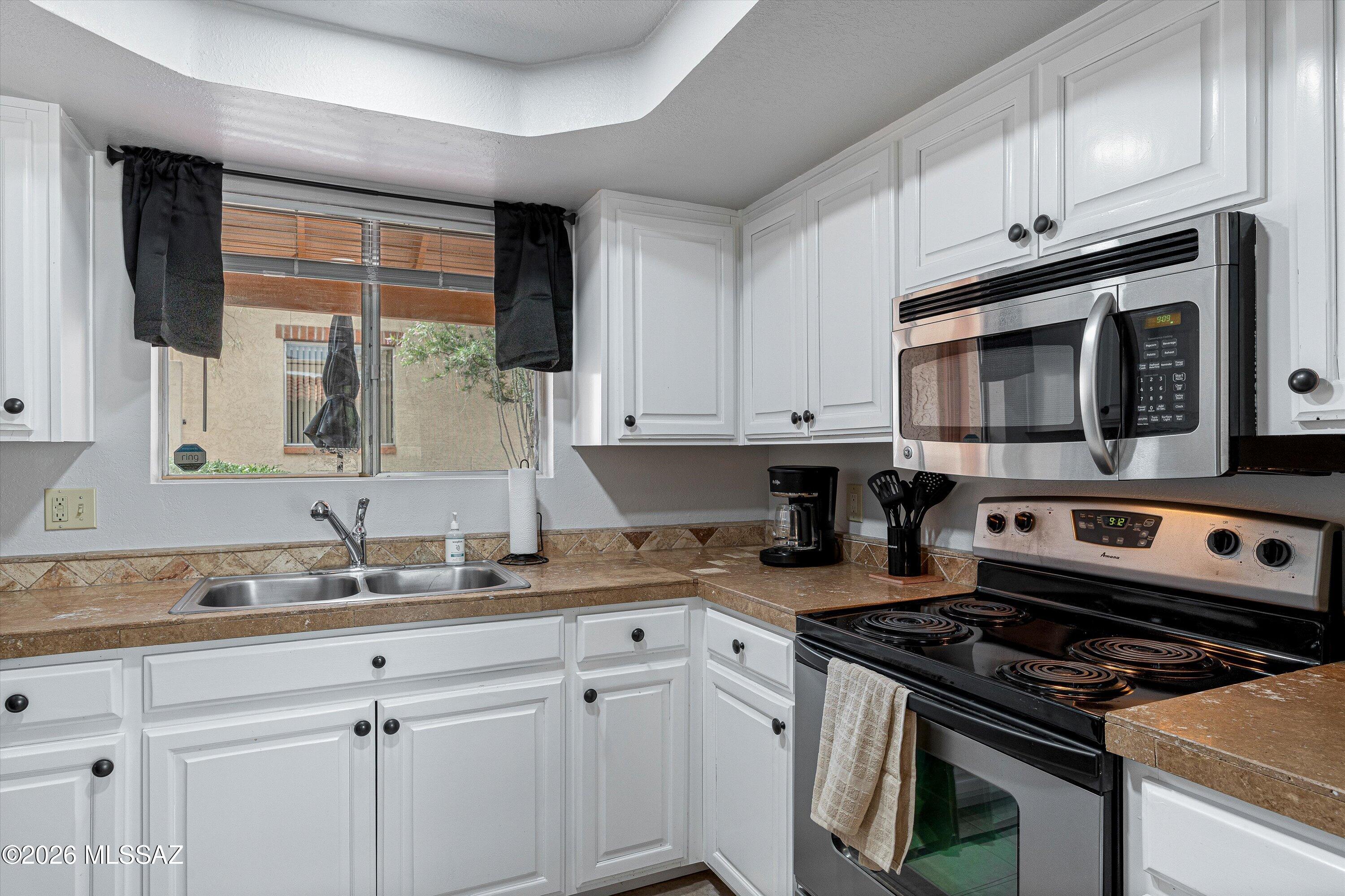 Sunrise Pointe Townhouses (1-21) - Residential Lease