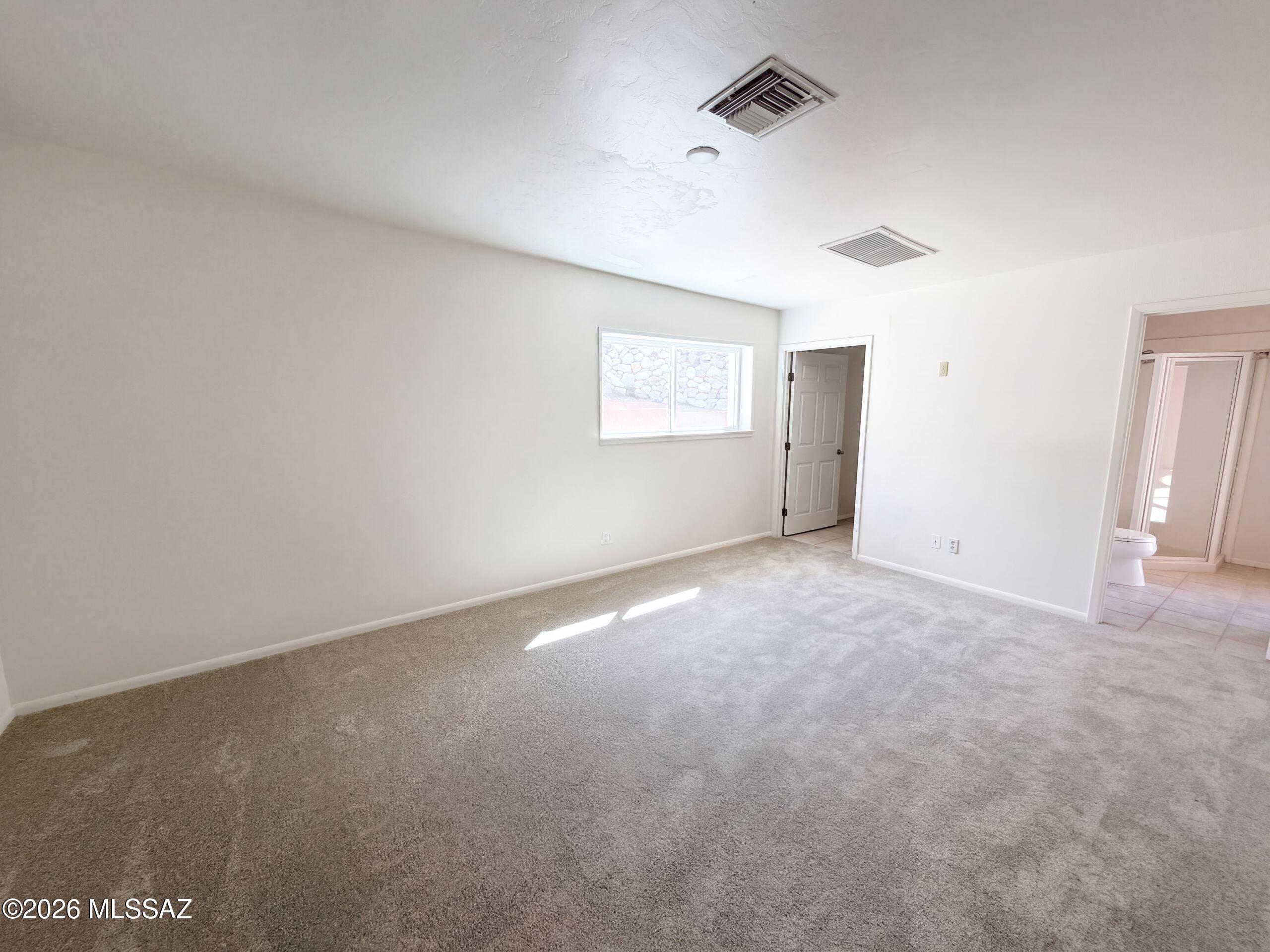 5611 N Placita Arizpe