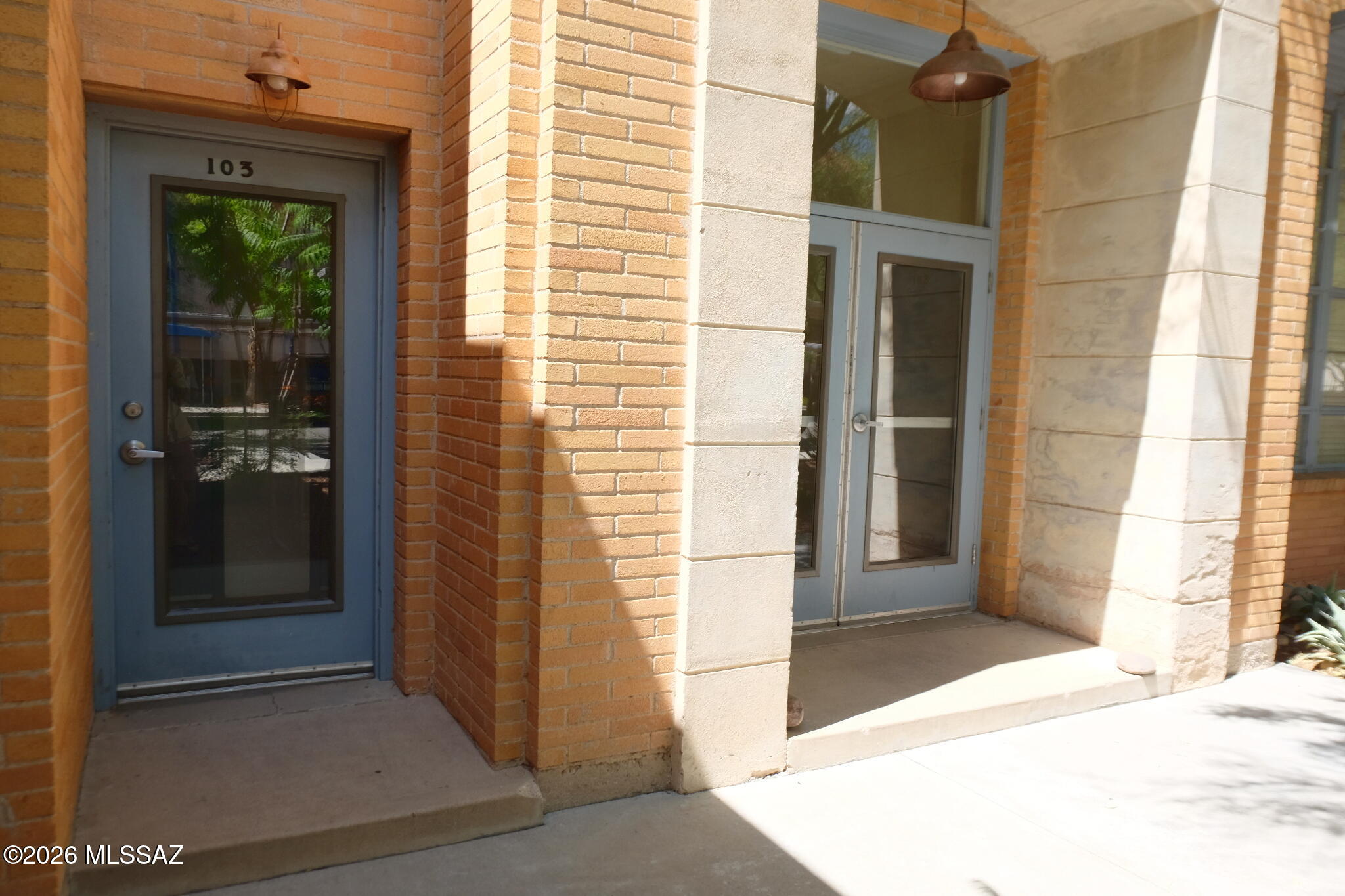 420 S 6th Avenue 103