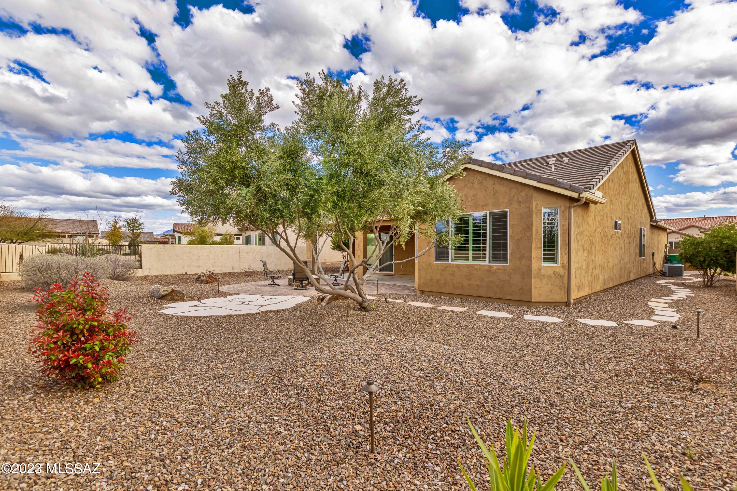 Saddlebrooke Ranch - Residential Lease