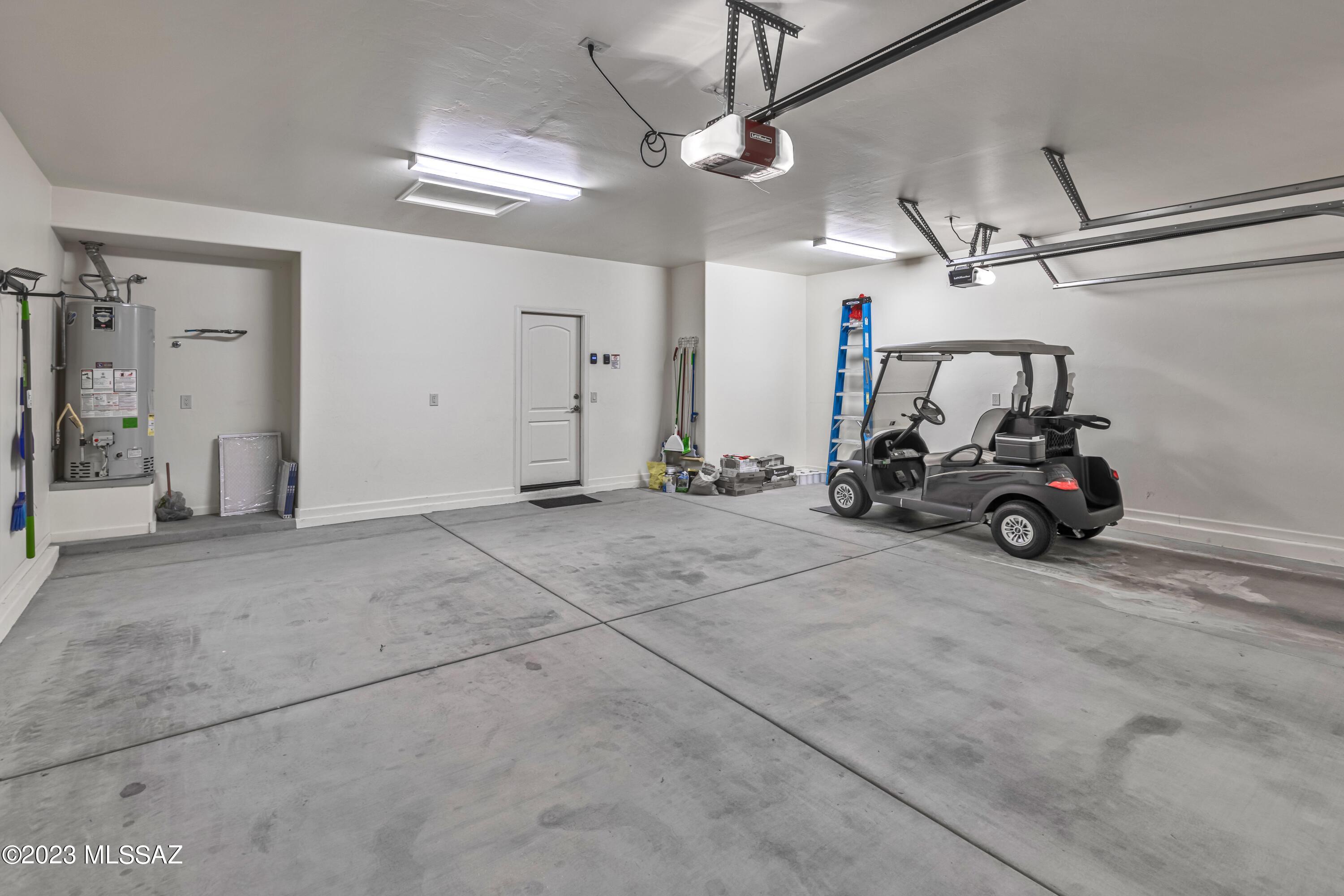 Saddlebrooke Ranch - Residential Lease