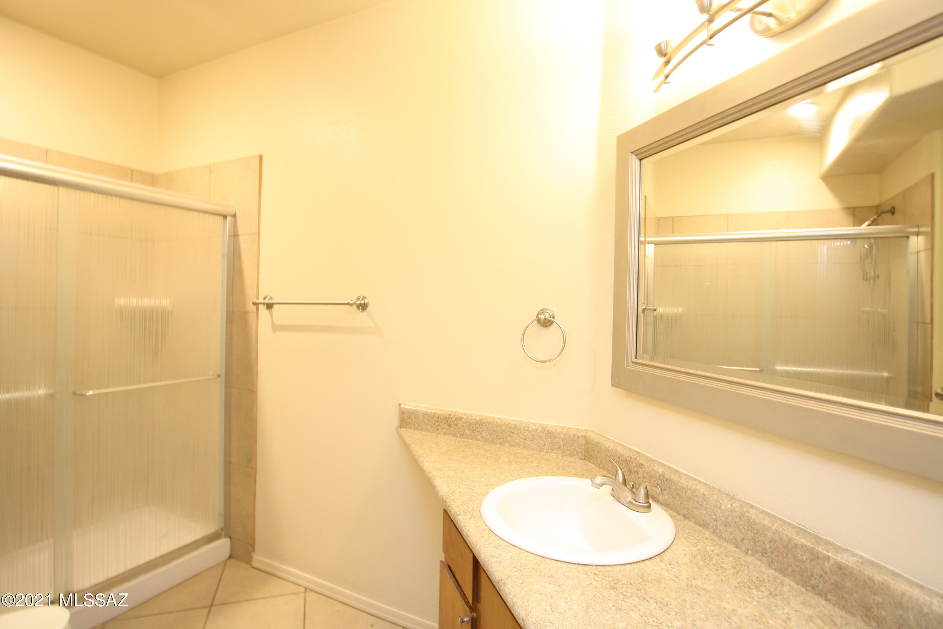 Village On Hacienda Del Sol - Residential Lease