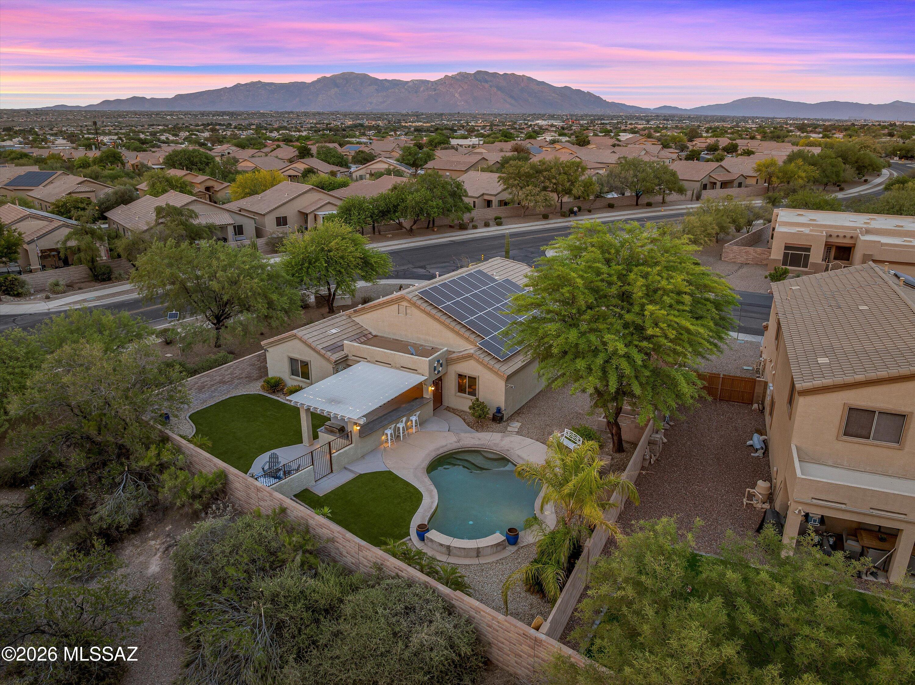 7169 W Oracle Ridge Trail