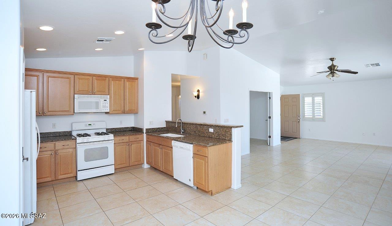 The Villages IV At Dove Mountain (1-47) - Residential Lease