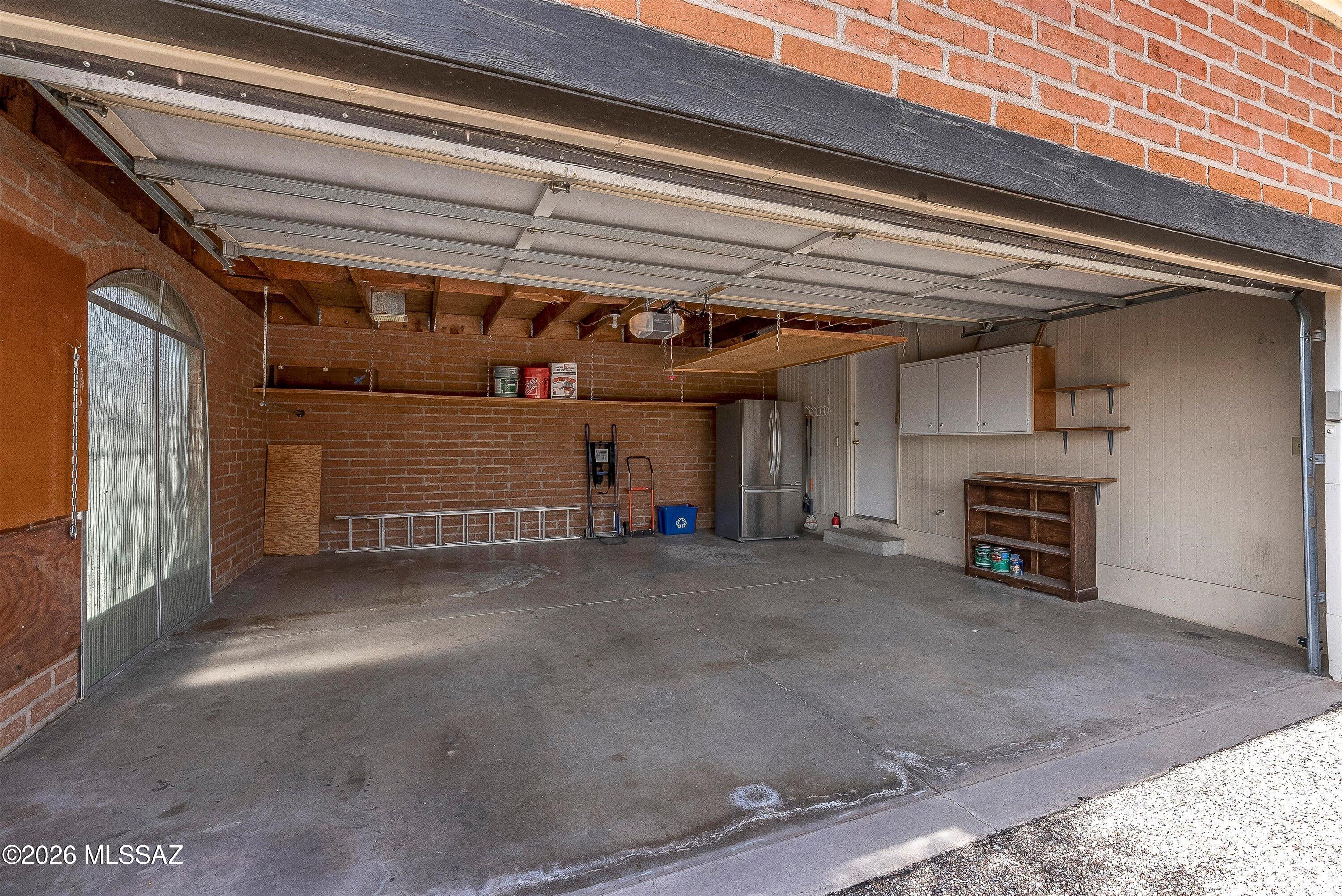 Catalina Pueblo 2 Resub Th - Residential Lease