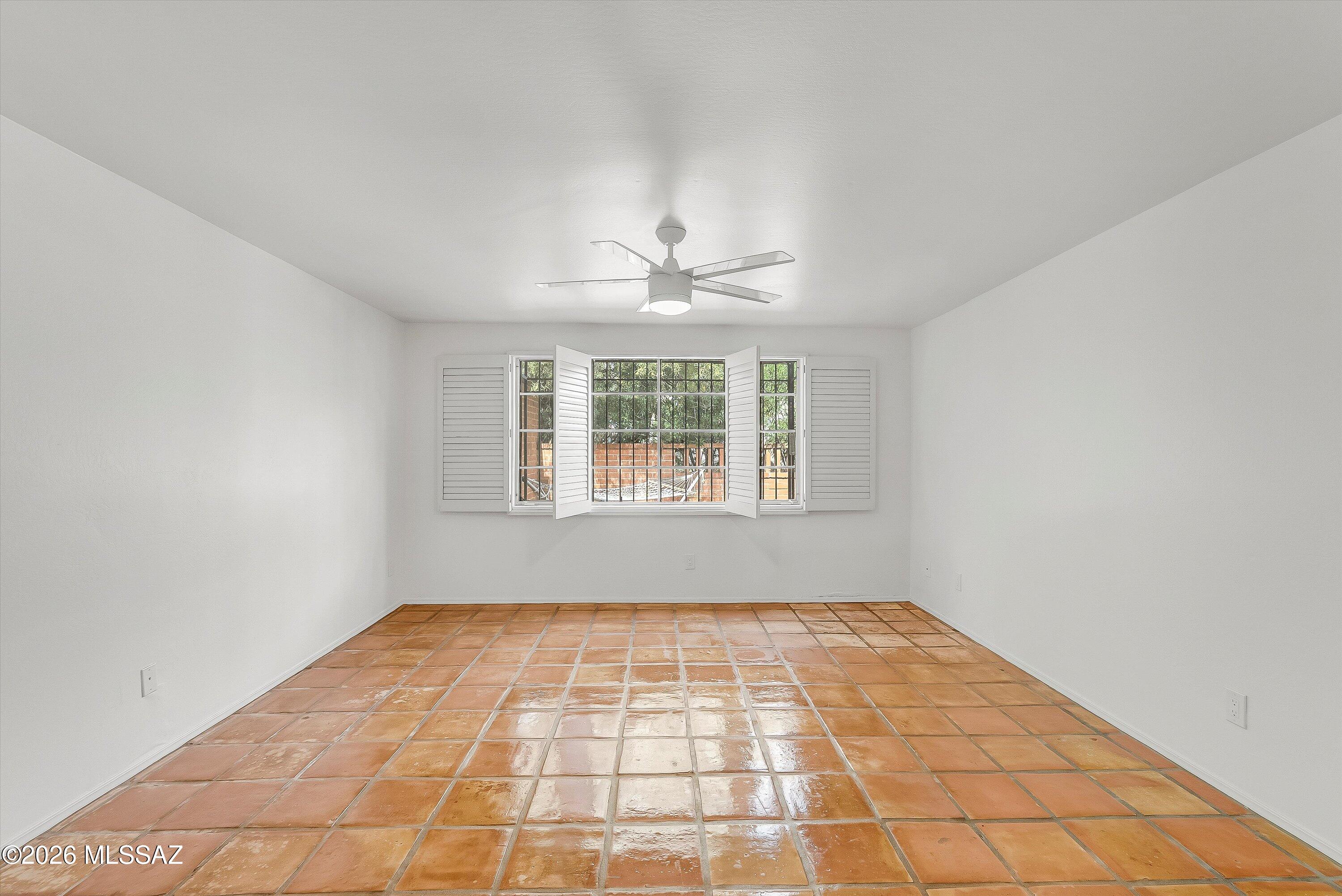 Catalina Pueblo 2 Resub Th - Residential Lease