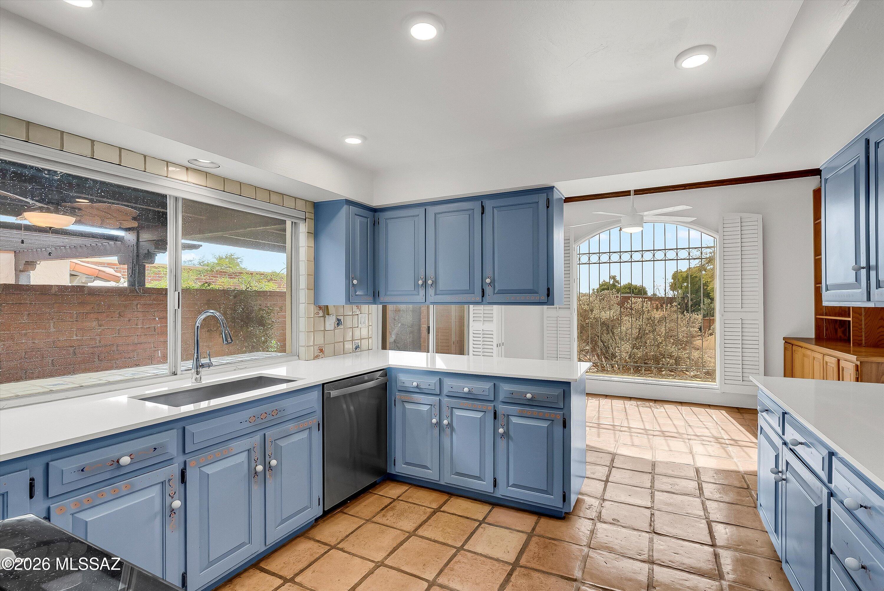 Catalina Pueblo 2 Resub Th - Residential Lease